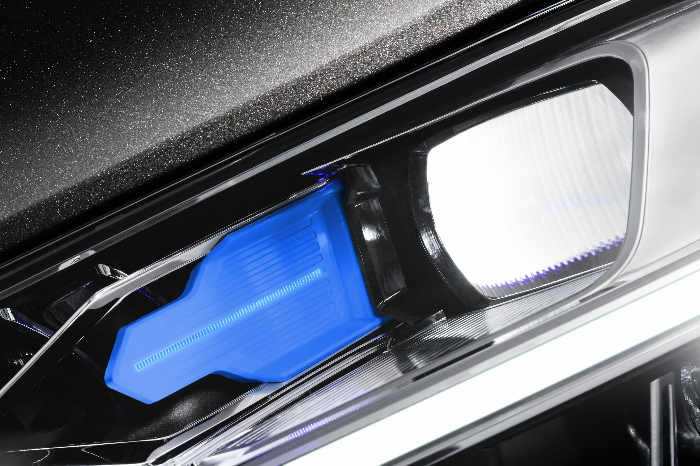 Audi laser light - Audi laser light doubles the range of the high beam.