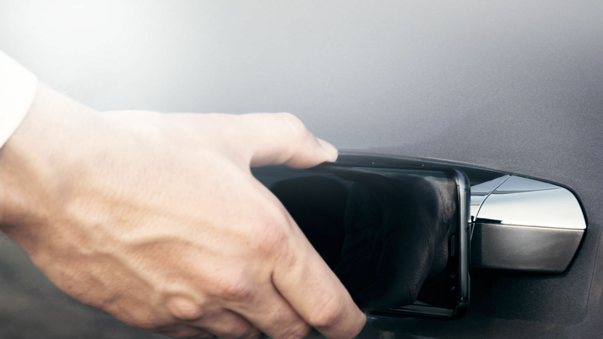 Audi connect key - Audi has digitalized the conventional vehicle key and transferred it to the user’s smartphone in the form of the Audi connect key.