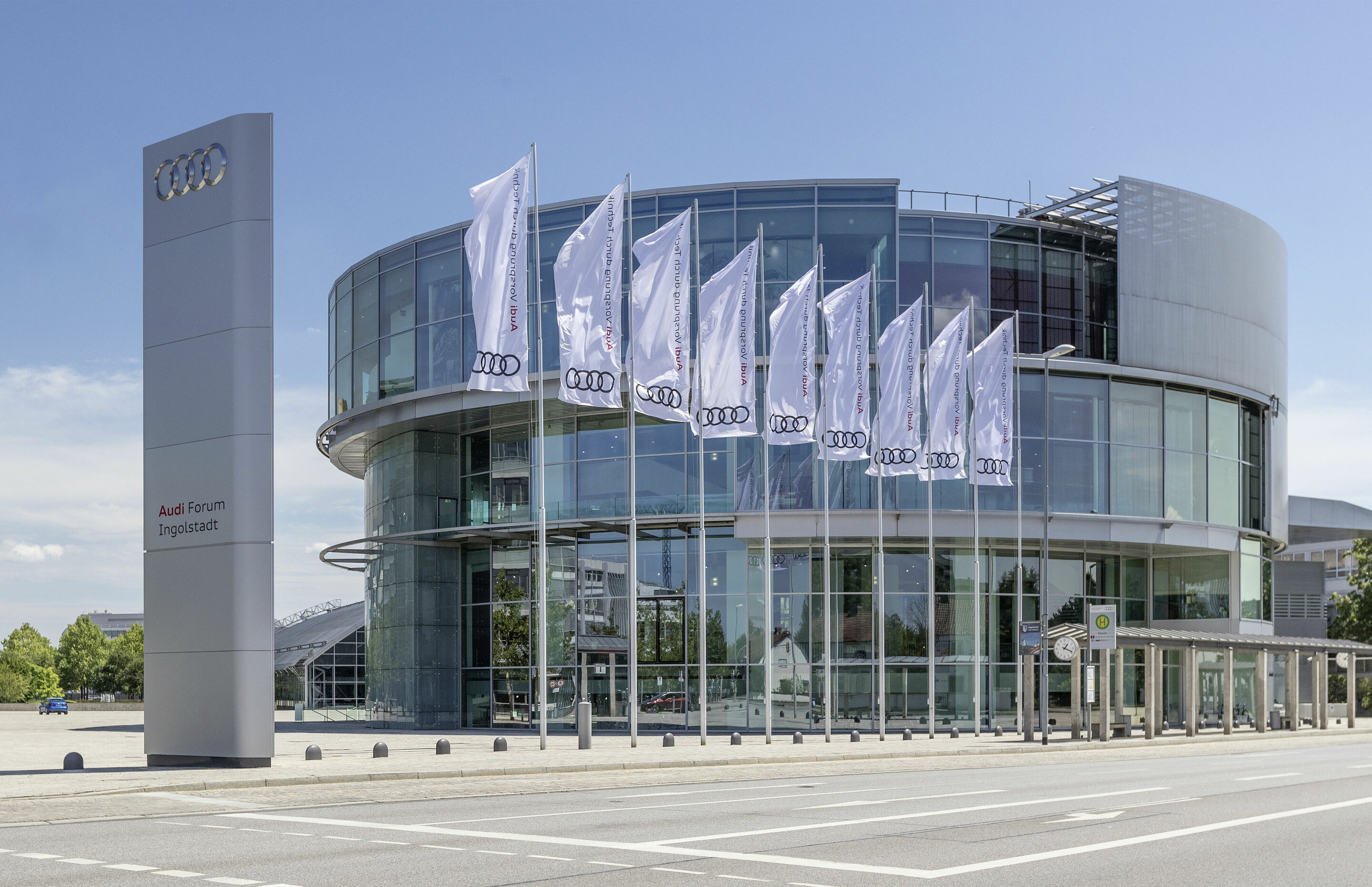 Audi museum mobile - Markante Architektur: das Audi museum mobile