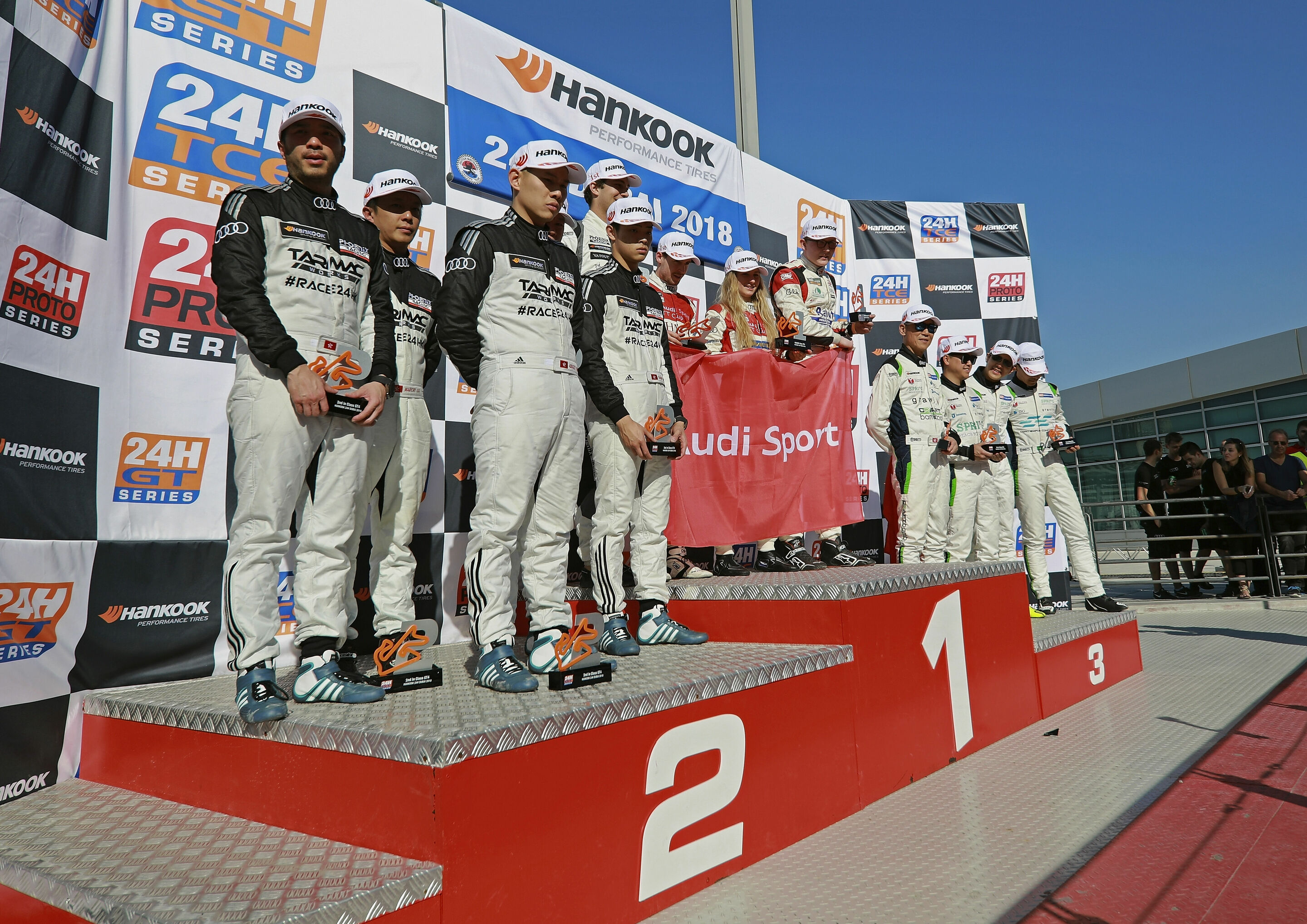 24h Dubai 2018 - Darryl O’Young, Marchy Lee, Adderly Fong, Charles Kwan, Shaun Thong, John-Louis Jasper, Philip Ellis, Gosia Rdest, Joonas Lappalainen