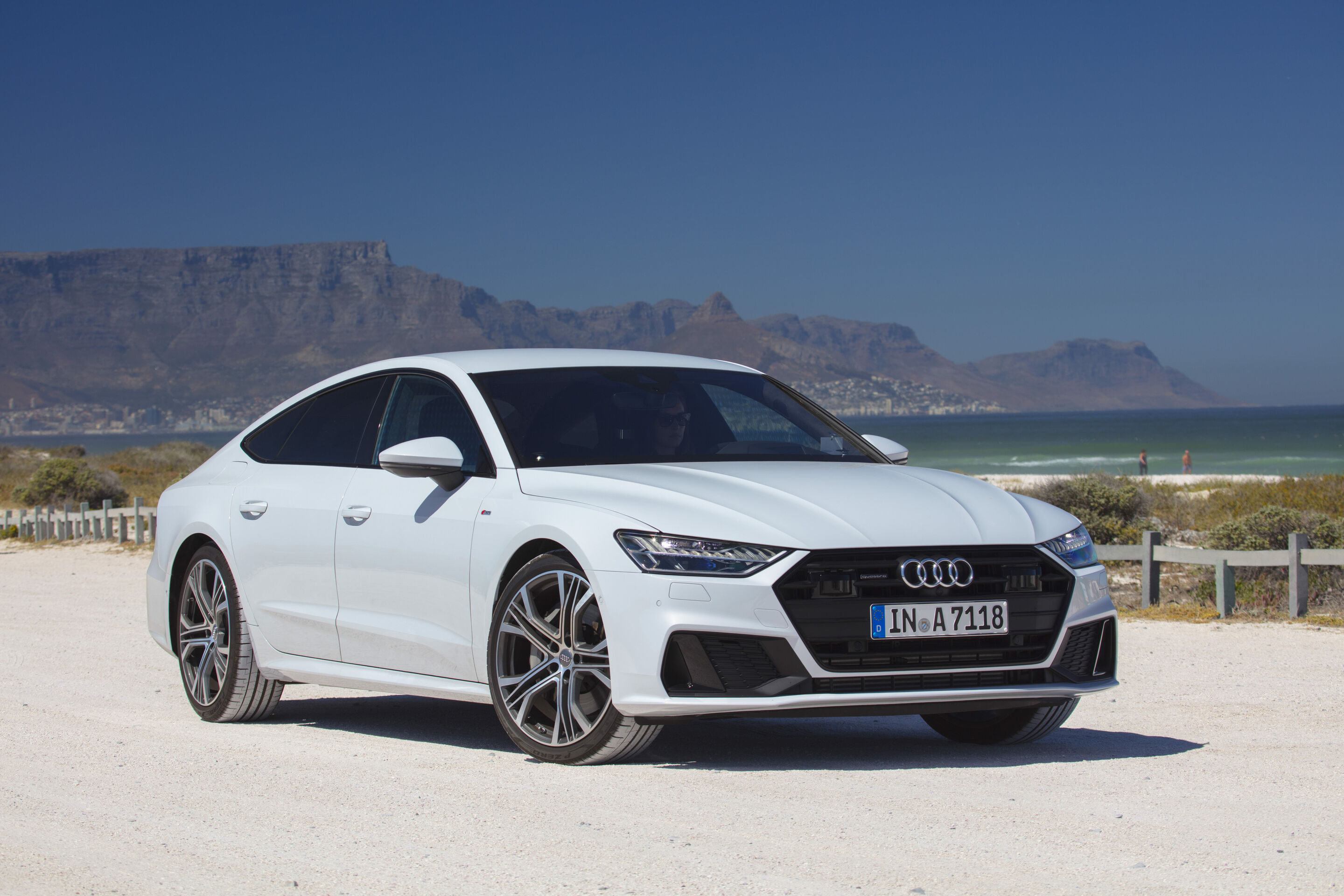 Audi A7 Sportback (until 2025) - Static photo,
Colour: Suzuka grey