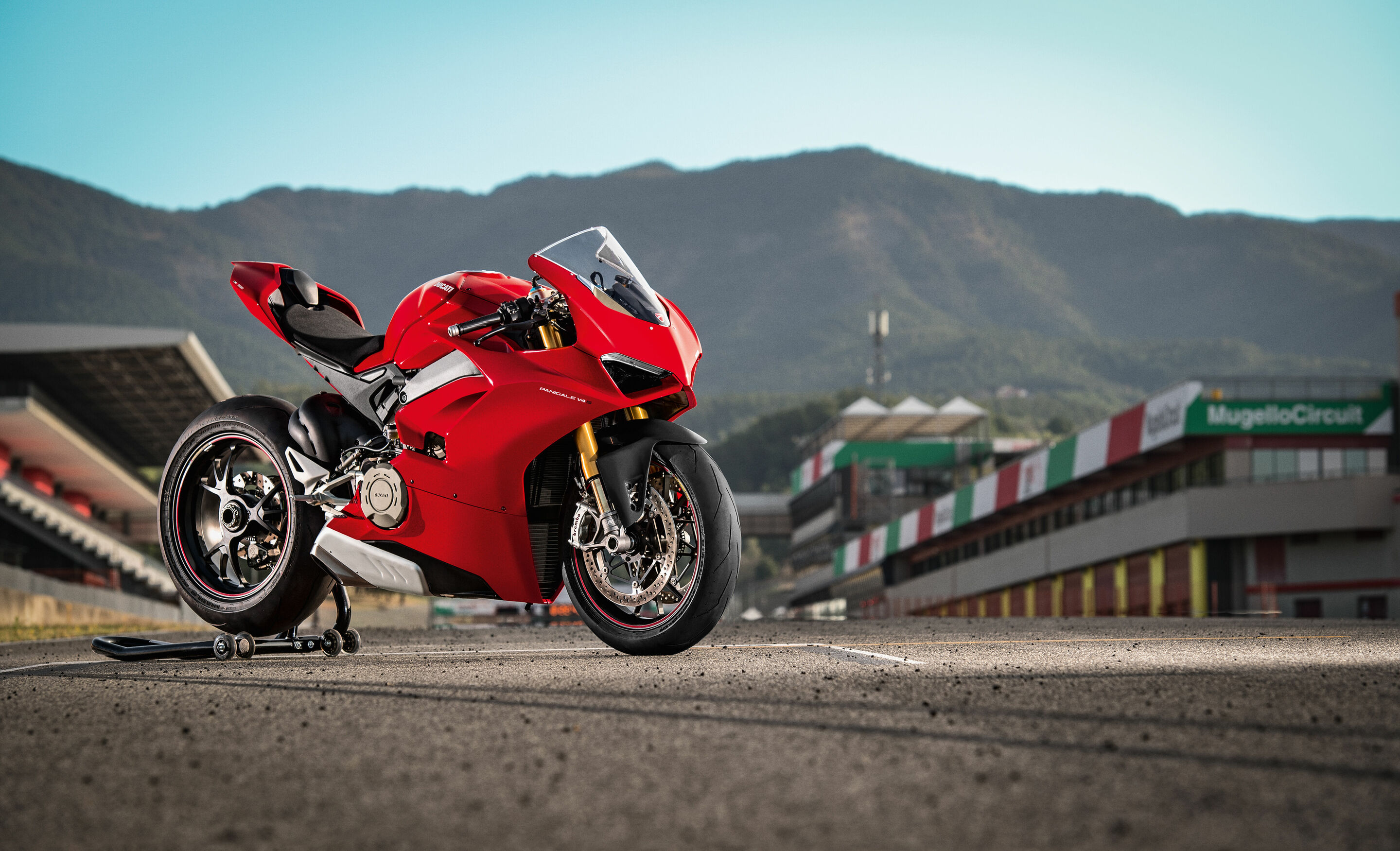 Ducati Panigale V4 - Ducati Panigale V4