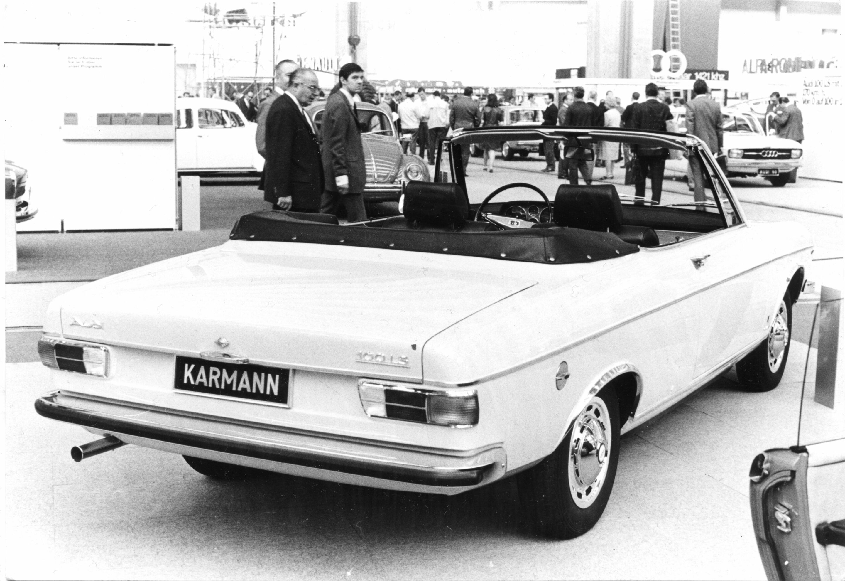 „Von Null auf 100“ im Audi museum mobile - Audi 100 Karmann Cabriolet (1969)