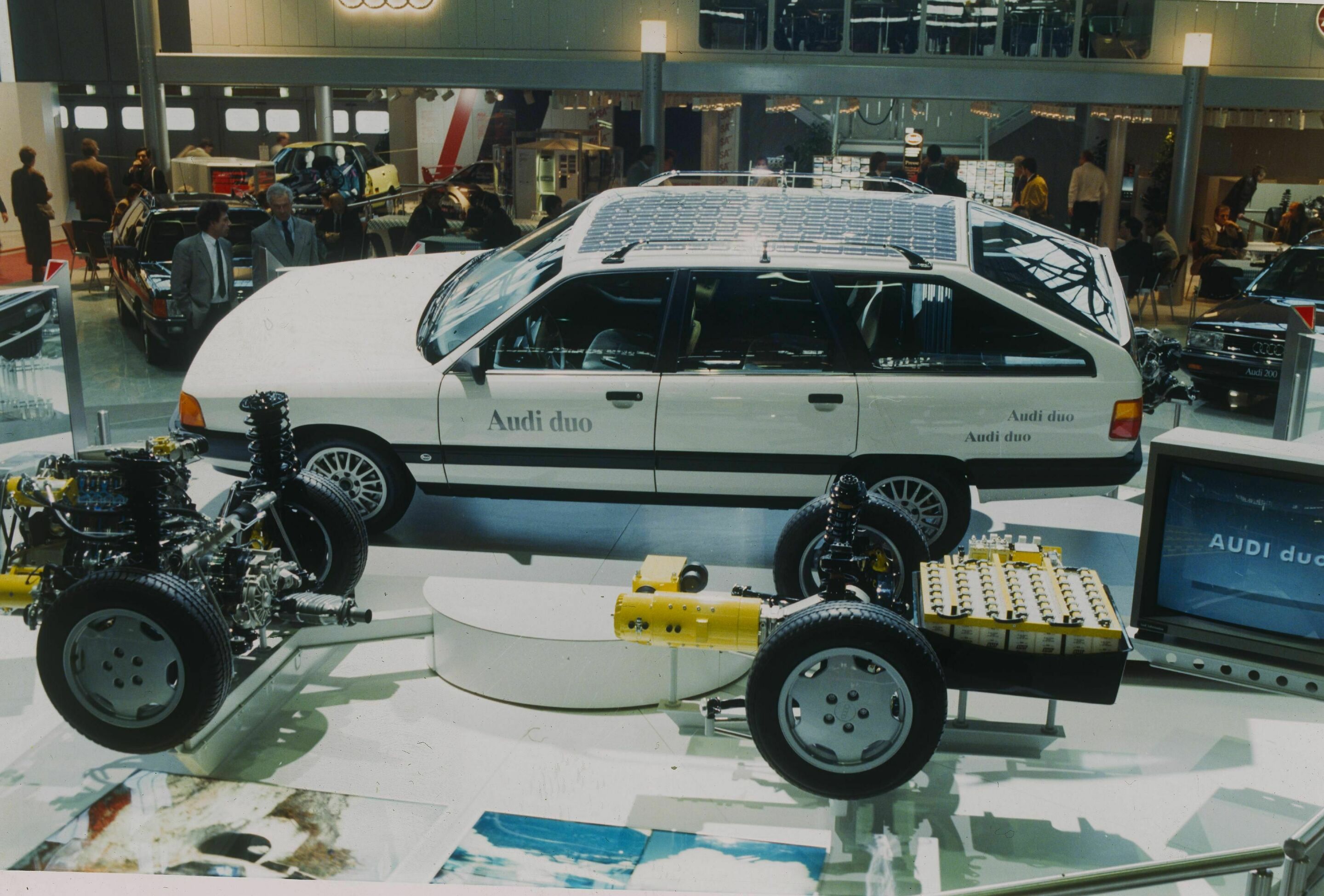 „Von Null auf 100“ im Audi museum mobile - Audi 100 Duo (1989)