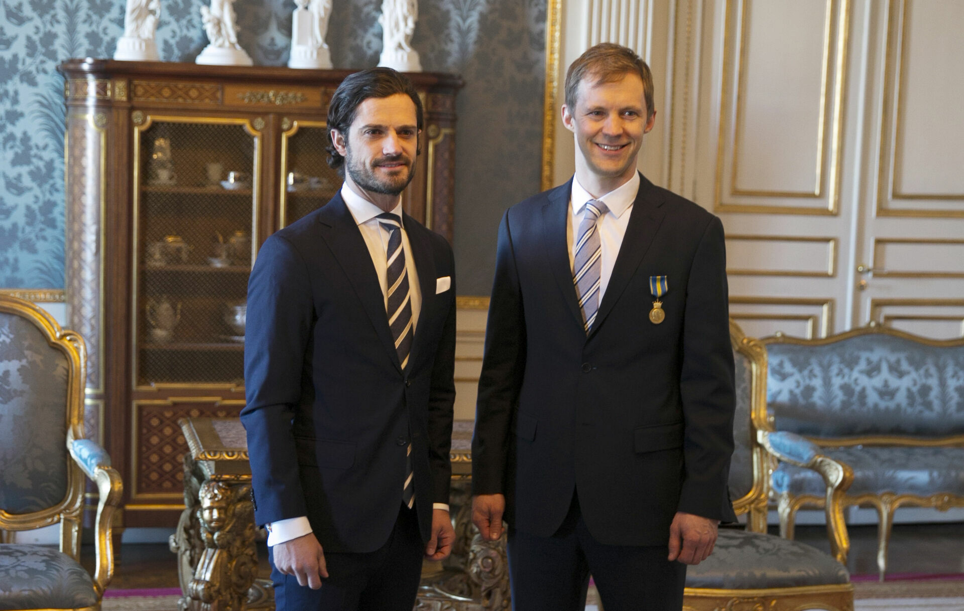 Prinz von Schweden ehrt Mattias Ekström - Prinz Carl Philip, Mattias Ekström