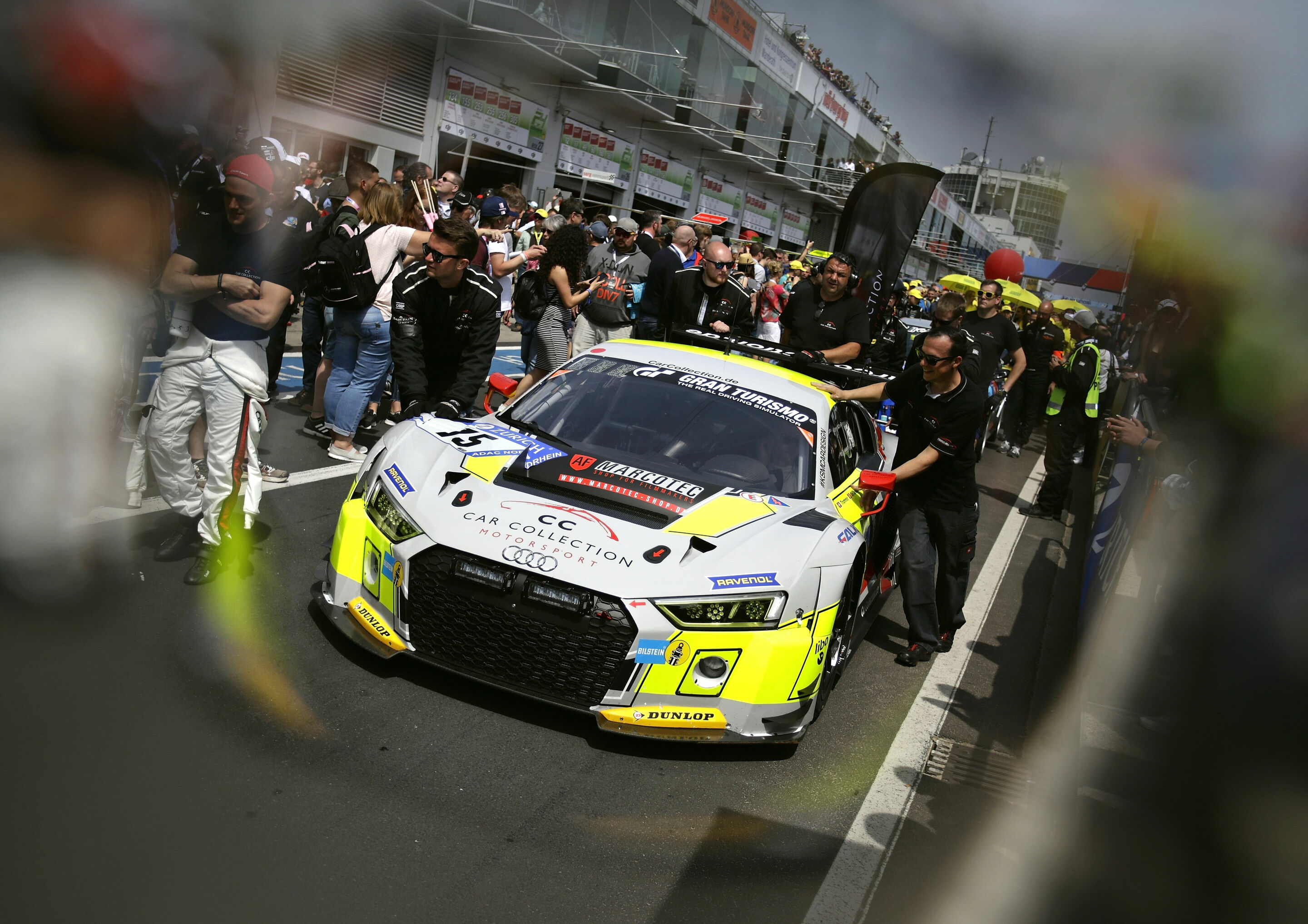 24h Nürburgring 2018 - Audi R8 LMS #15 (Car Collection Motorsport), Christopher Friedrich/Pierre Kaffer/Adrien De Leener/Simon Trummer  grid