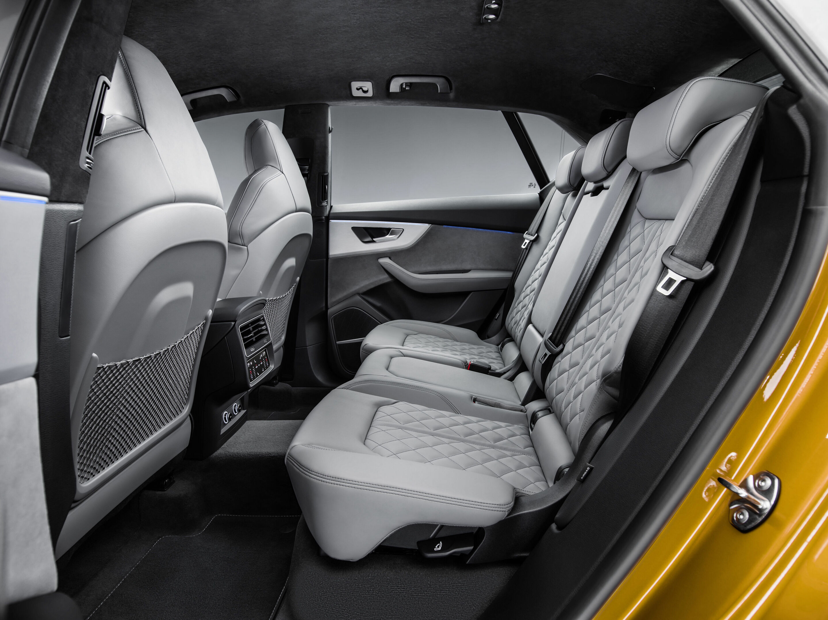 Audi Q8 - Interior
