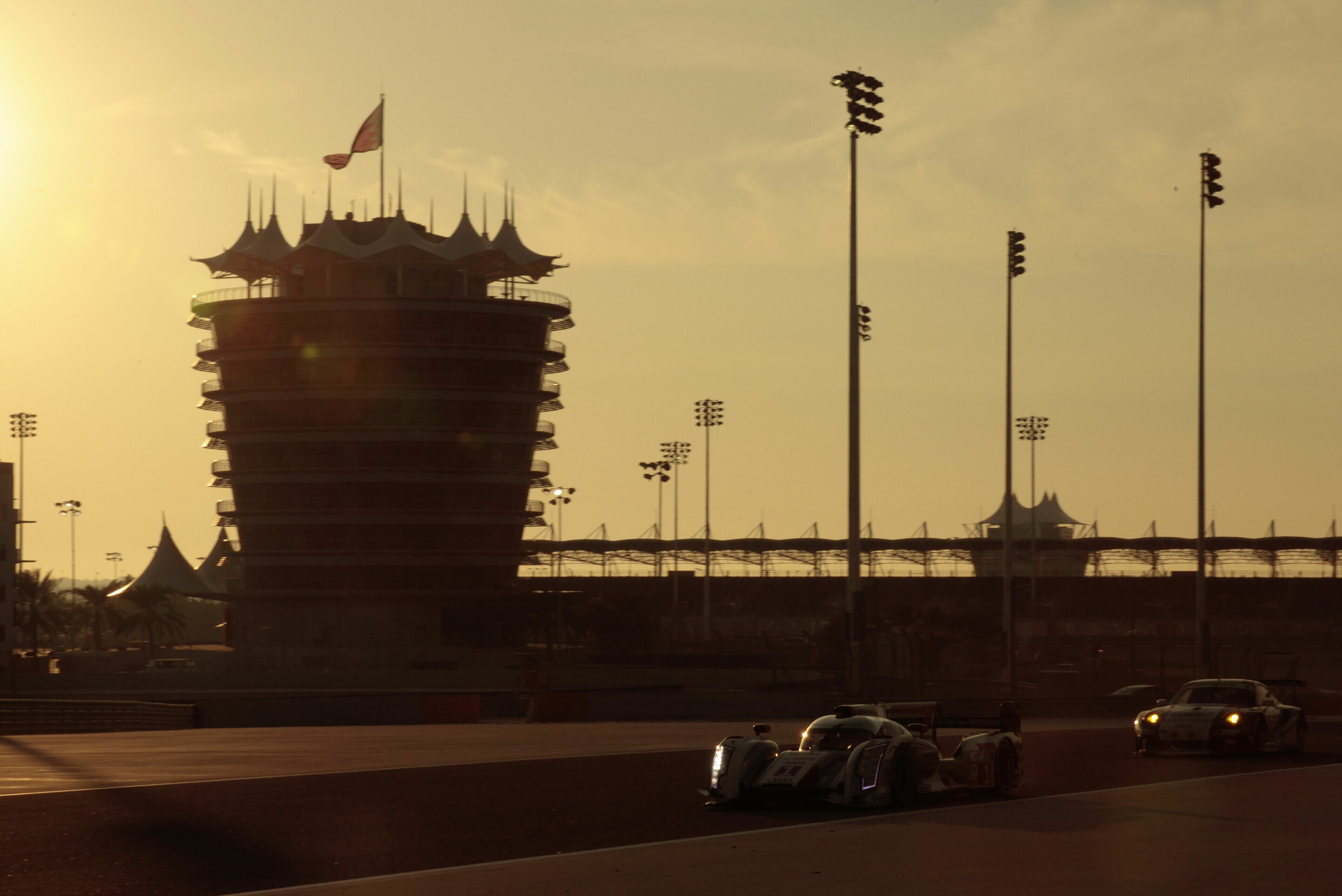 Audi ready for challenges in Bahrain - The FIA World Endurance Championship (WEC) is turning onto the finish straight. Only 13 days after the race in China, round seven of the season follows in Bahrain on Saturday, November 15, and two weeks later, the...