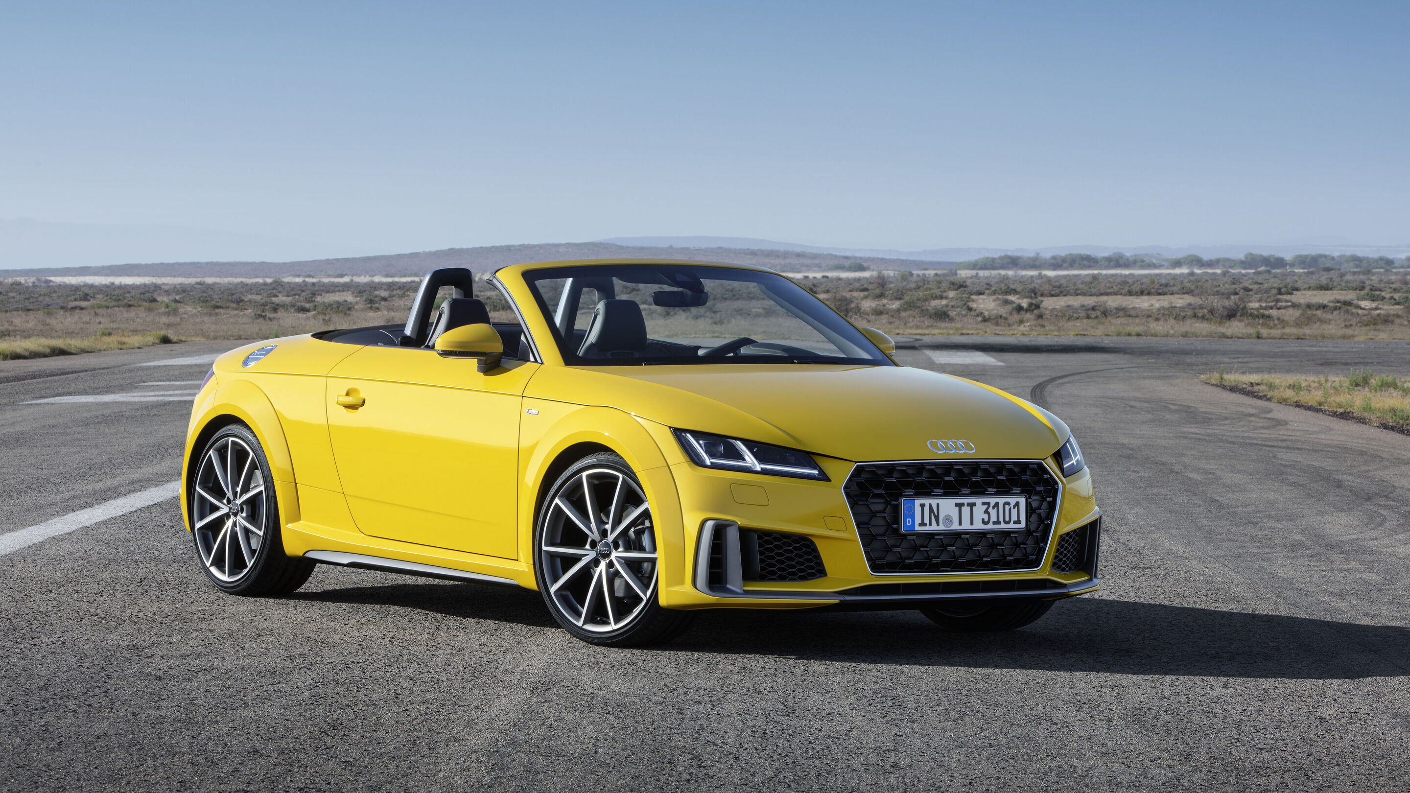 Audi TT Roadster (until 2023) - Static photo,
Colour: Vegas yellow
