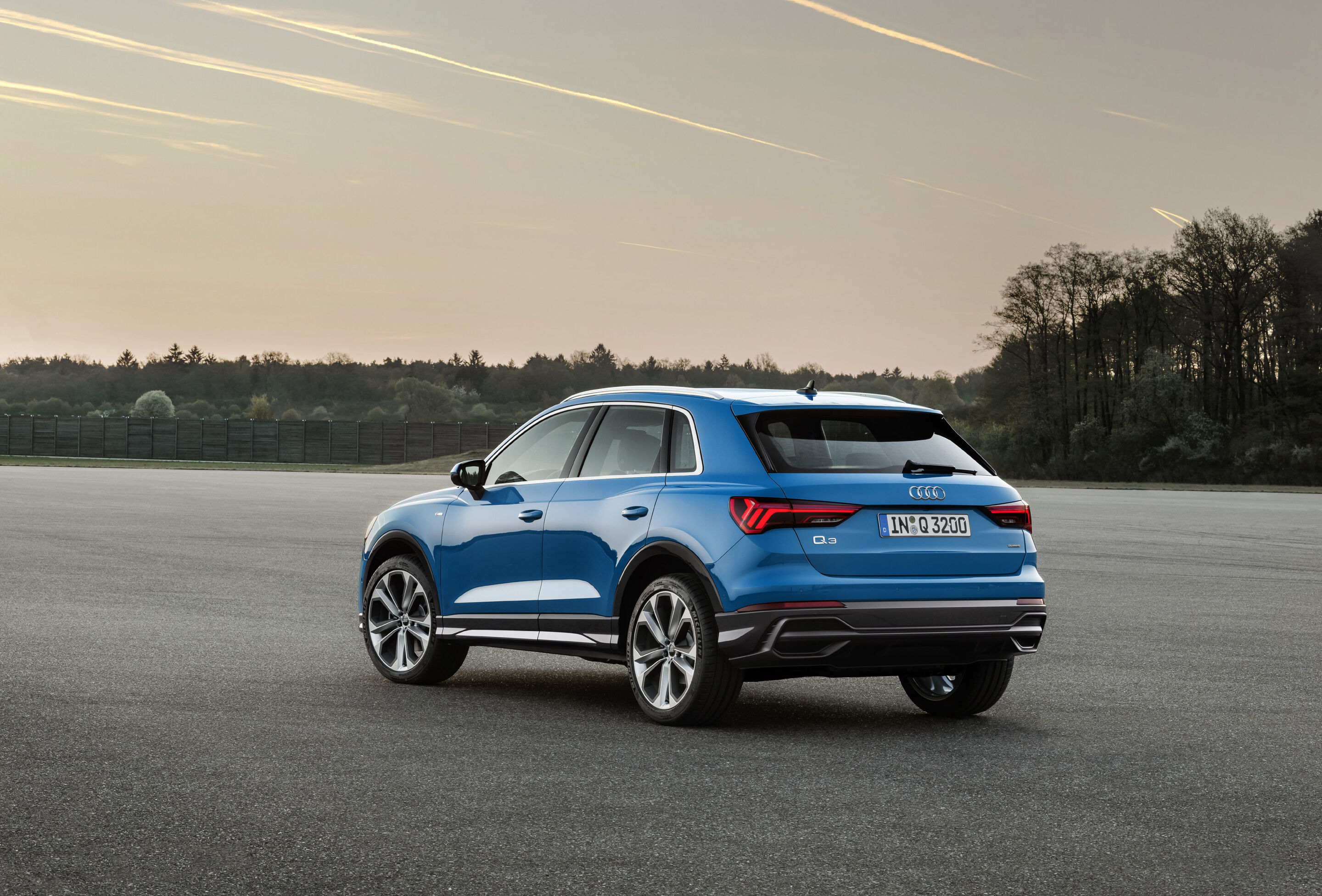 Audi Q3 (until 2025) - Static photo
Colour: Turbo blue
