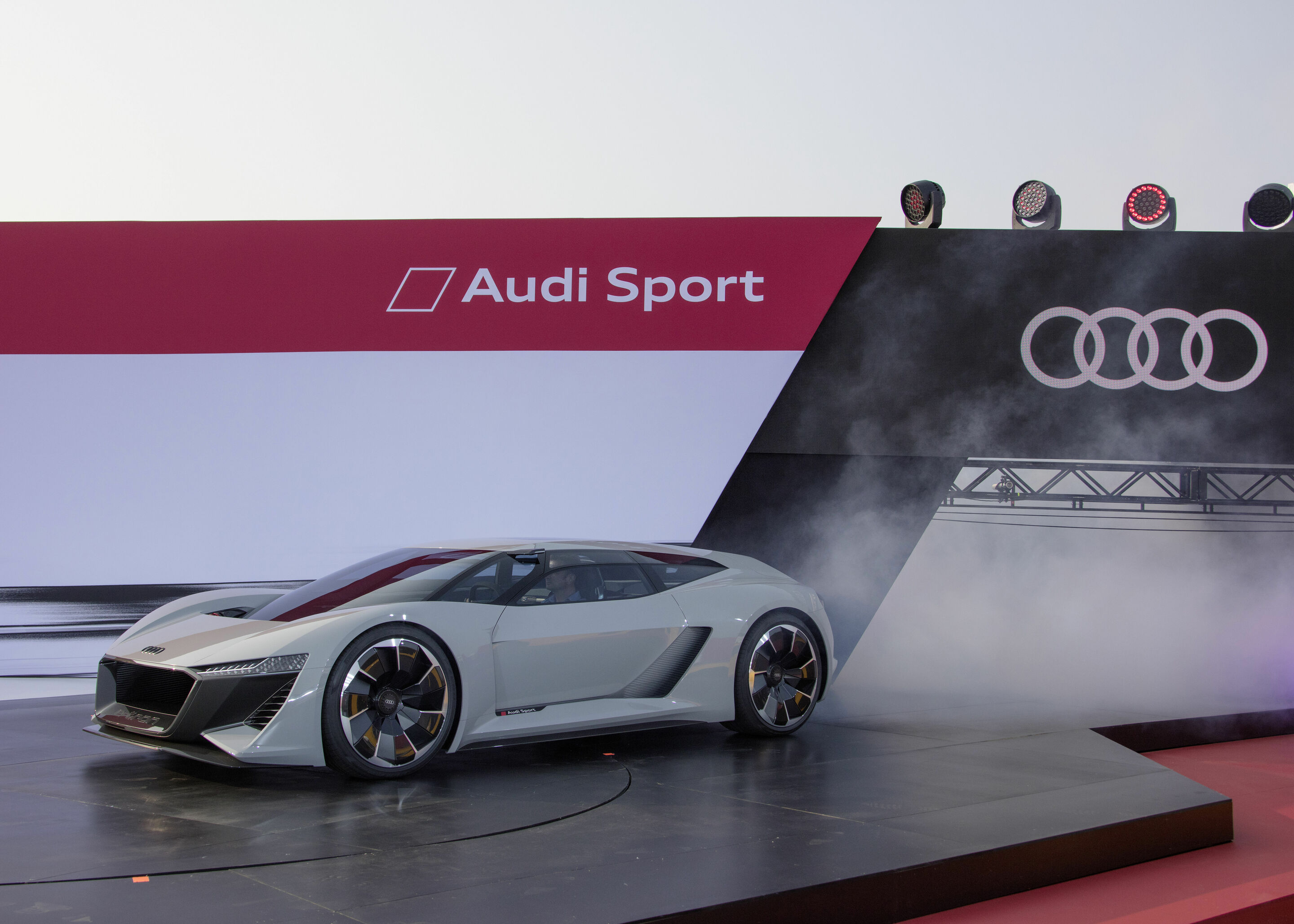 Audi bei der Monterey Auto Week 2018 - Weltpremiere Showcar Audi PB18 e-tron