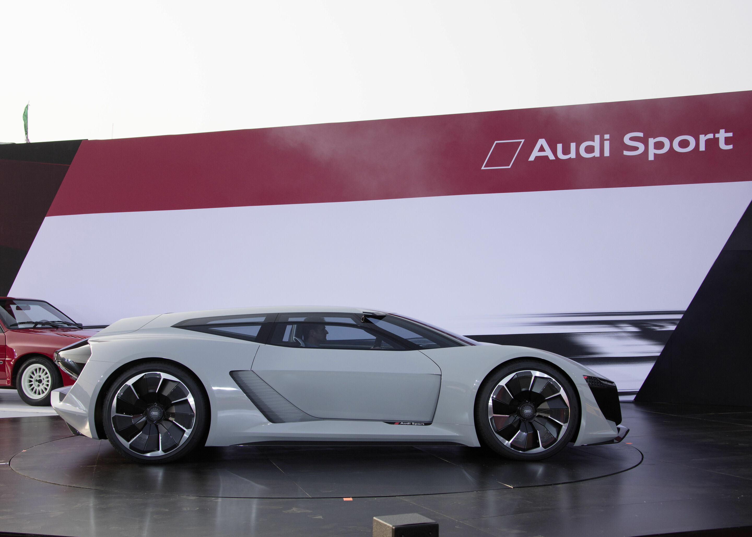 Audi bei der Monterey Auto Week 2018 - Weltpremiere Showcar Audi PB18 e-tron