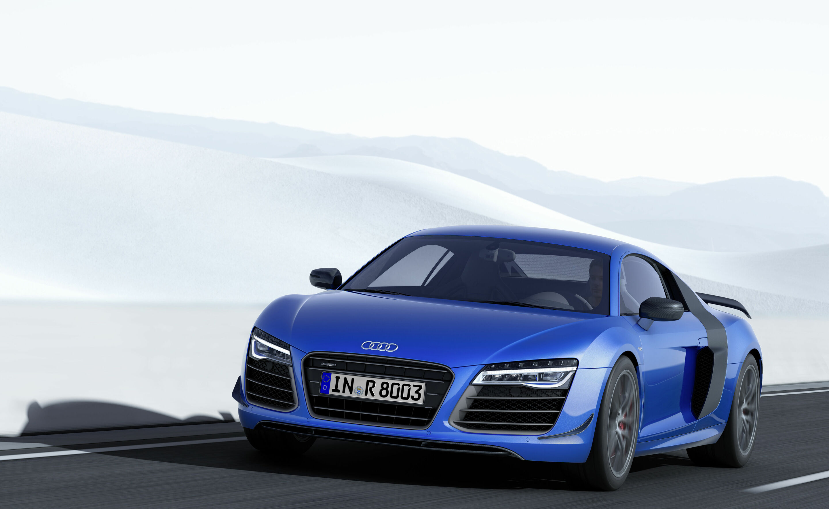 Audi R8 LMX - Fahraufnahme

Farbe: Arablau Kristalleffekt
