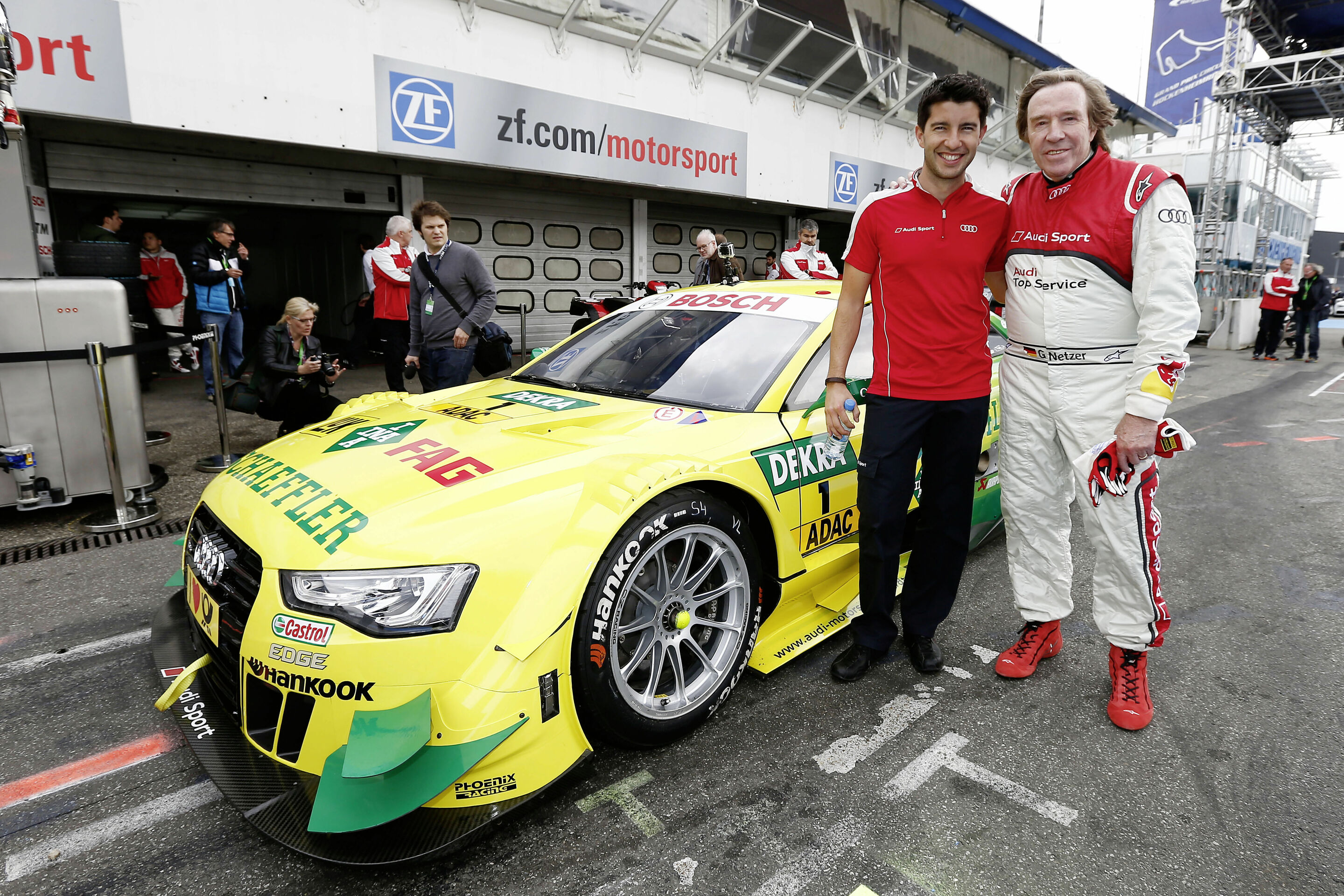 Günter Netzer am Steuer des Audi RS 5 DTM - Mike Rockenfeller, Günter Netzer, Schaeffler 
Audi RS 5 DTM