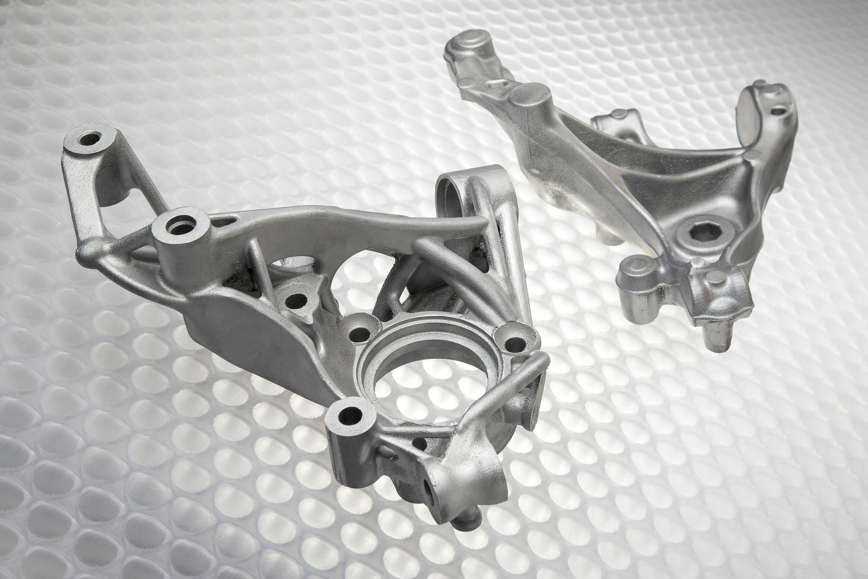 Metal 3D printing at Audi - In the Metal 3D Printing Center Audi’s toolmaking and technological development experts manufacture steel and aluminum parts from metal powder using the laser melting process. In principle, all metals that can be welded are...