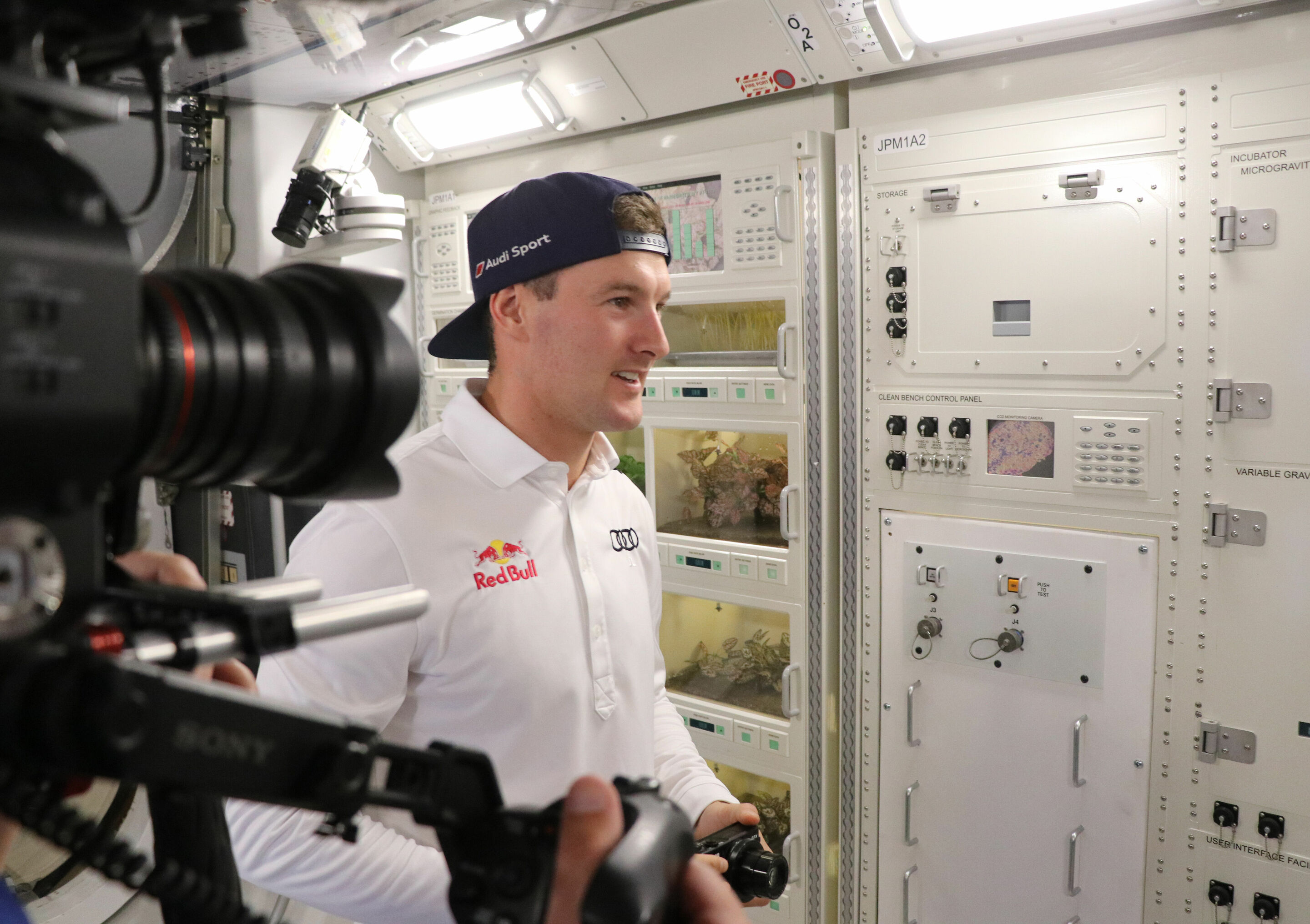 Andreas Bakkerud @ NASA - Andreas Bakkerud (EKS Audi Sport), Johnson Space Center in Houston