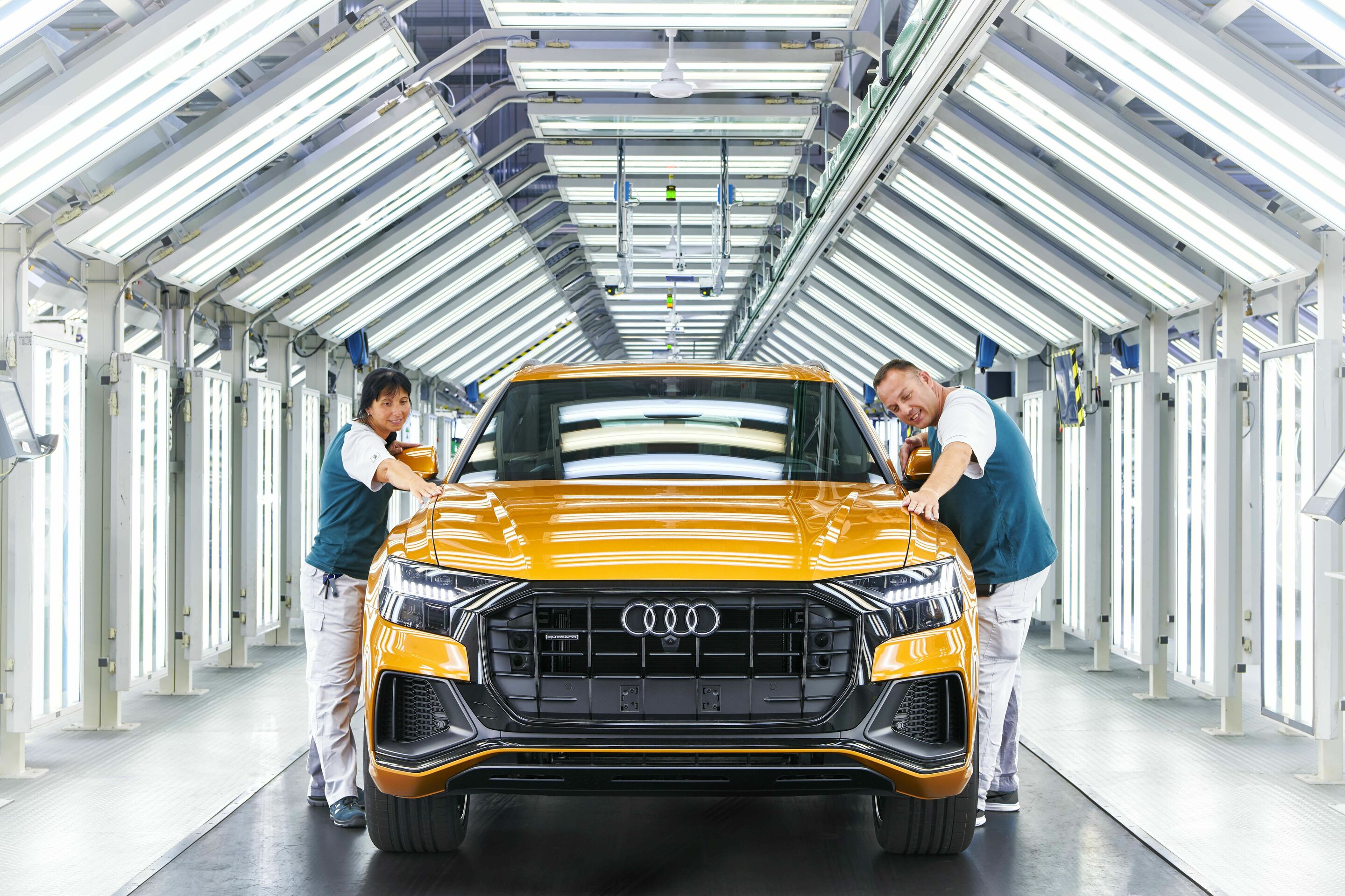 Audi-Standort Bratislava - Produktion Audi Q8: Prüf- und Finishbereich