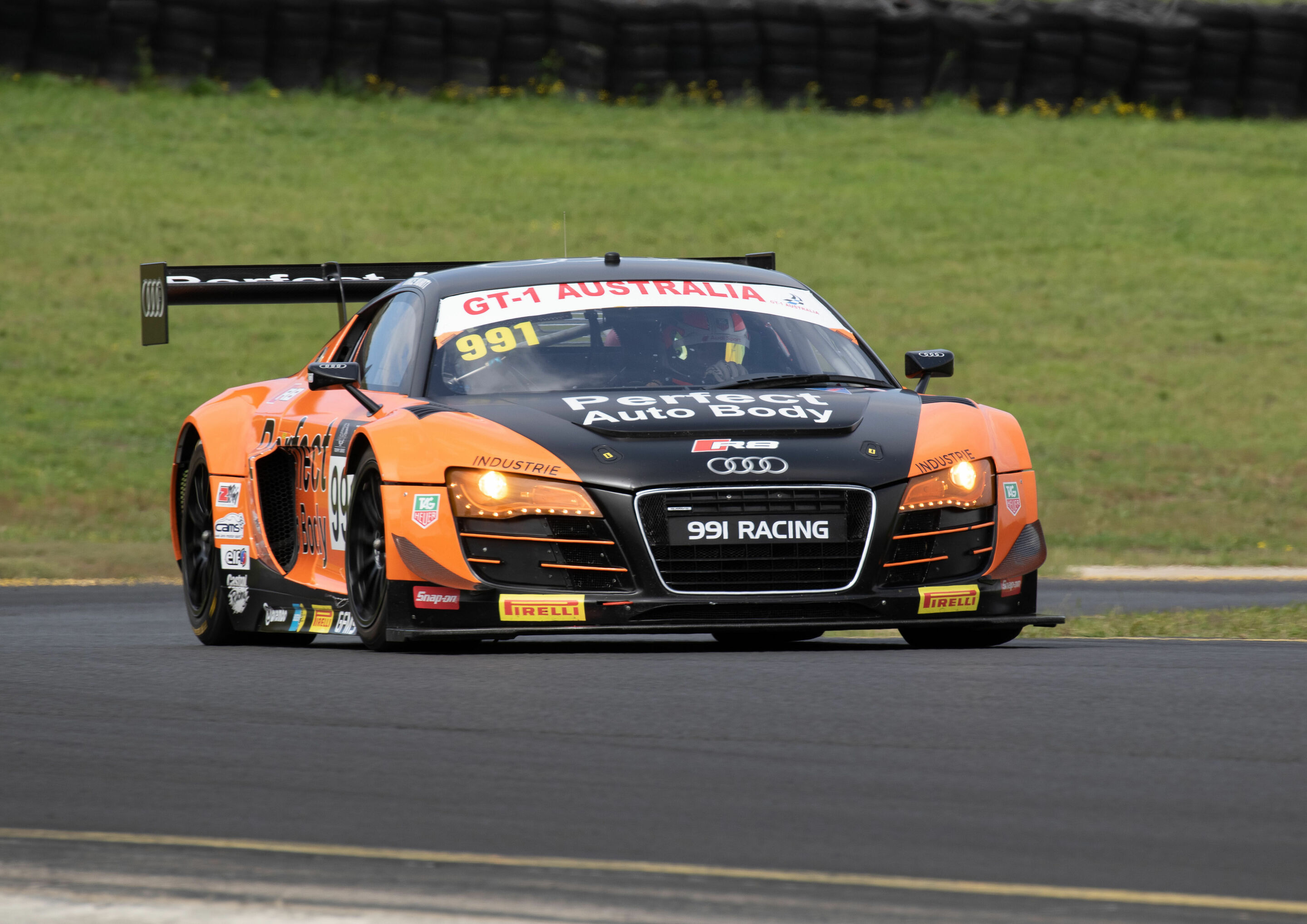 GT-1 Australia 2018 - Audi R8 LMS ultra #991 (Perfect Auto Body), Vince Muriti