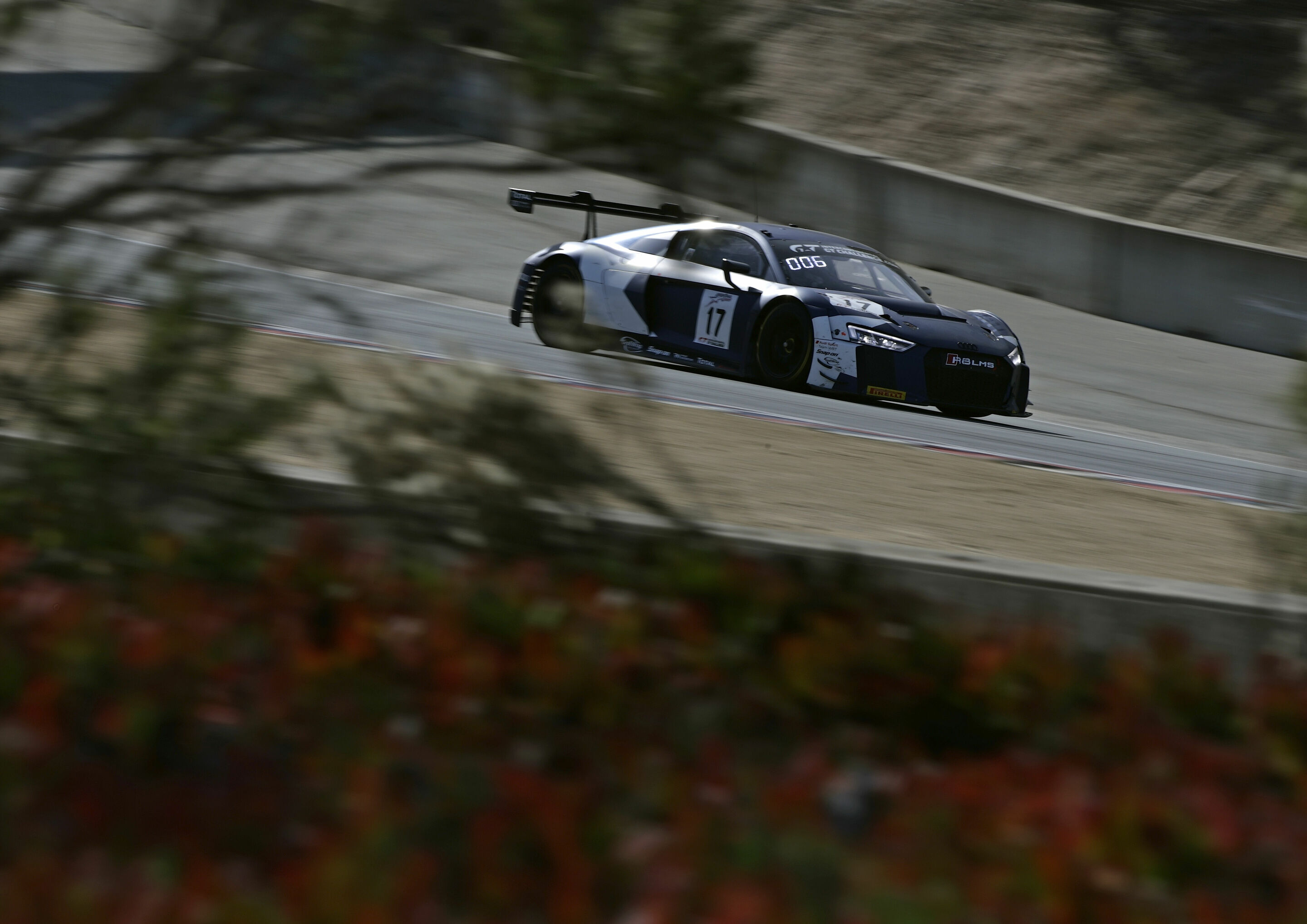 California 8 Hours 2018 - Audi R8 LMS #17 (Audi Sport Team WRT), Stuart Leonard/Sheldon van der Linde/Alex Riberas