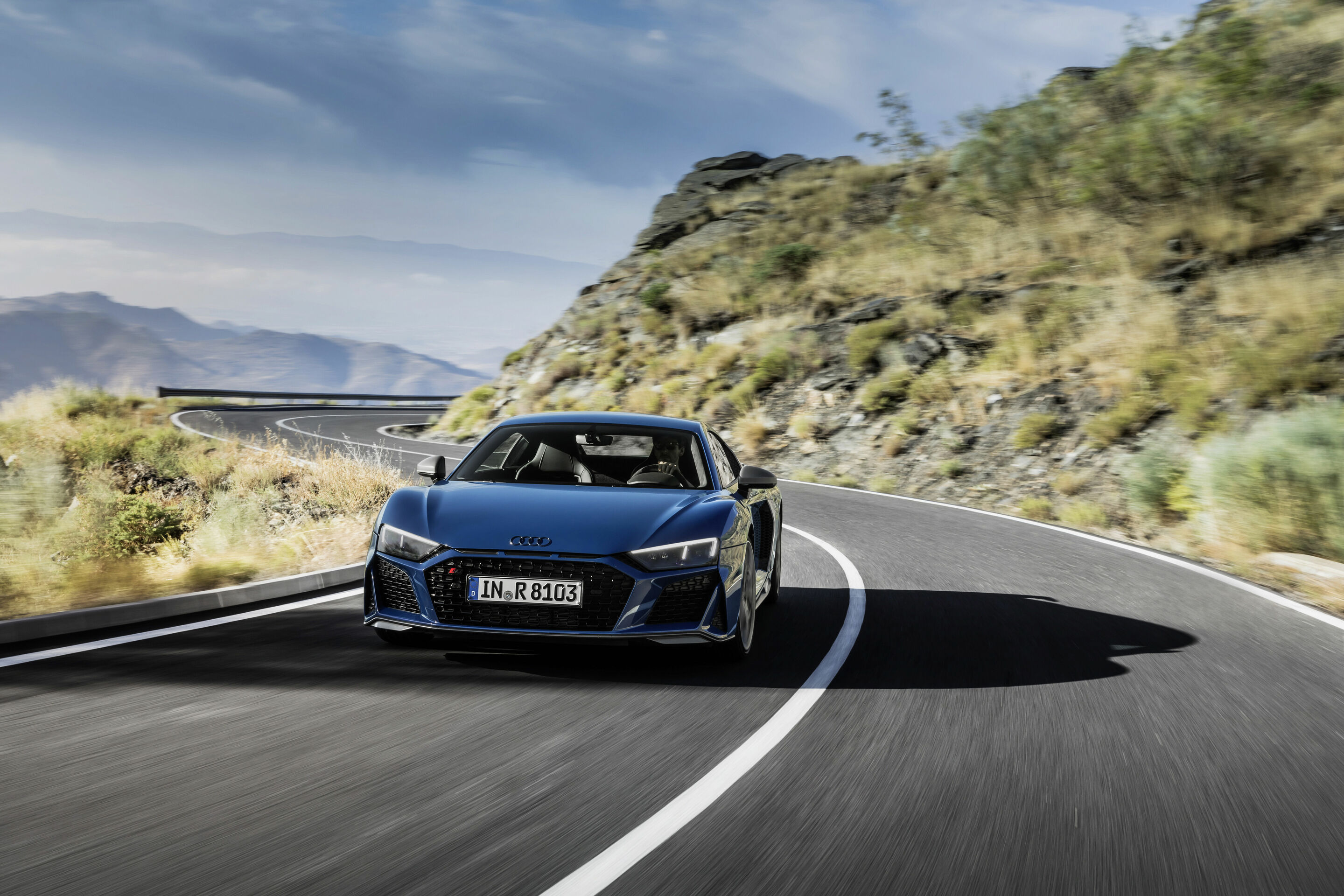 Audi R8 Coupé V10 performance quattro - Dynamic  photo
Colour: Ascari Blue metallic
