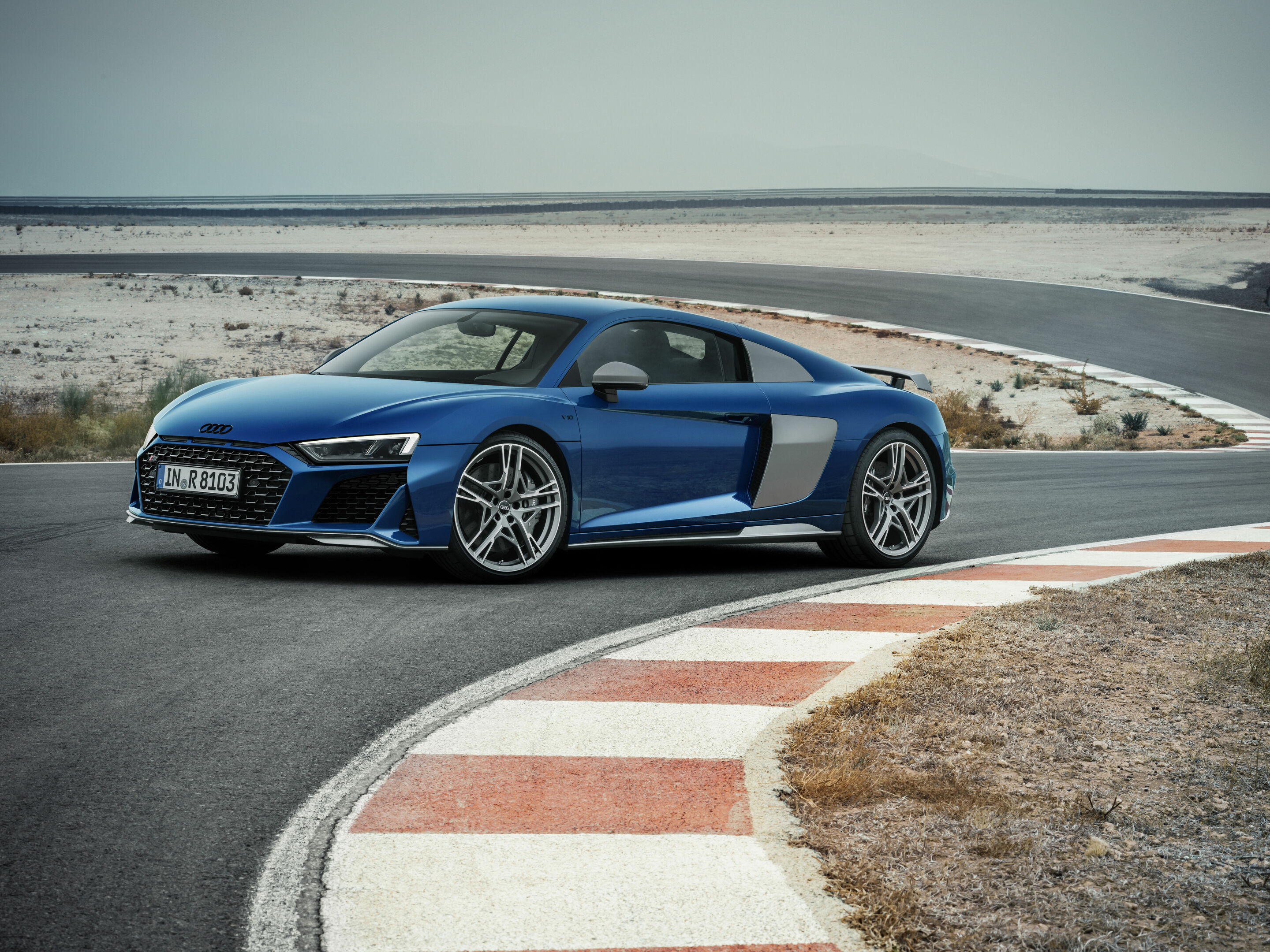 Audi R8 Coupé V10 performance quattro - Static Photo
Colour: Ascari Blue metallic