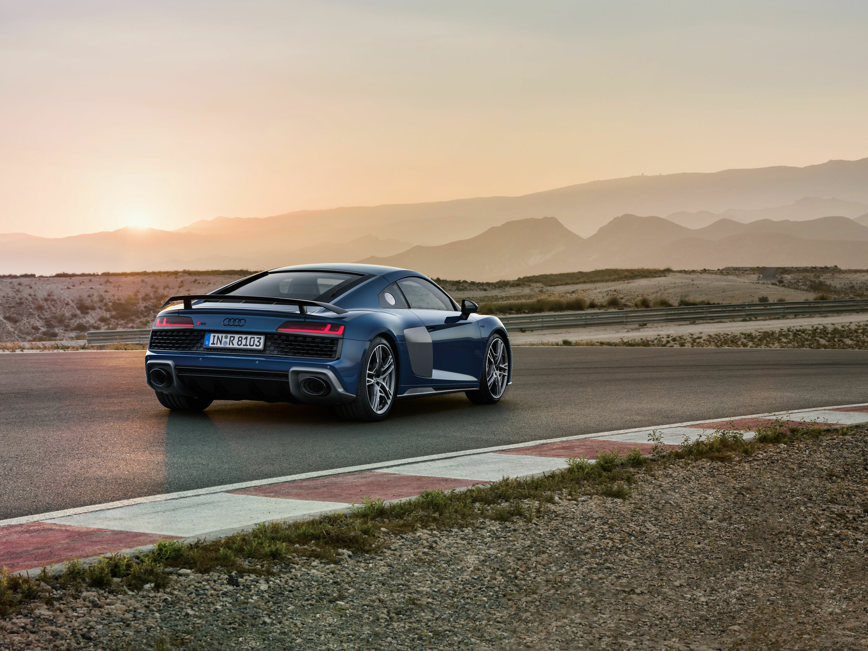 Audi R8 Coupé V10 performance quattro - Standaufnahme
Farbe: Ascariblau metallic