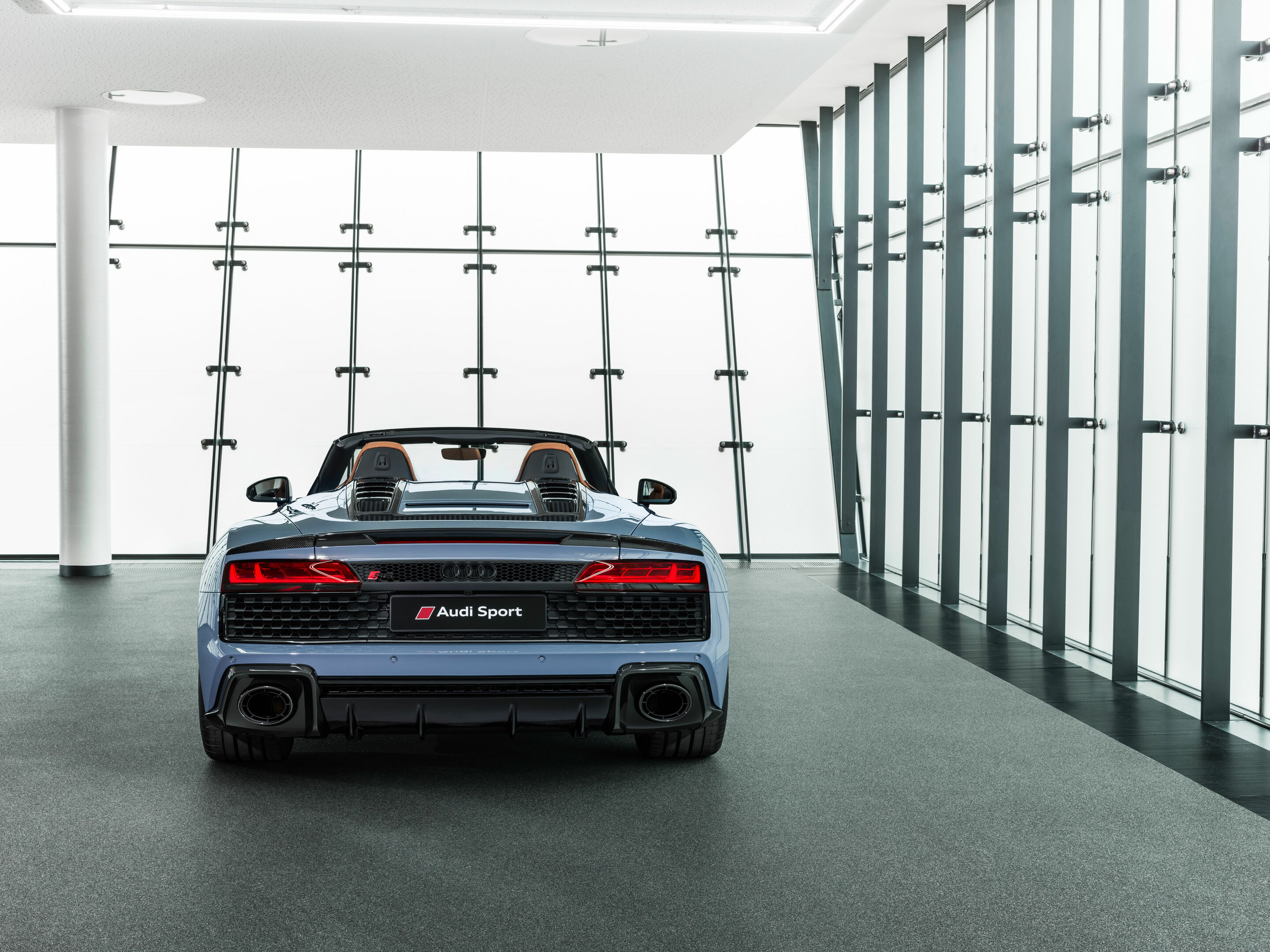 Audi R8 Spyder V10 performance quattro - Static Photo
Colour: Kemora gray metallic