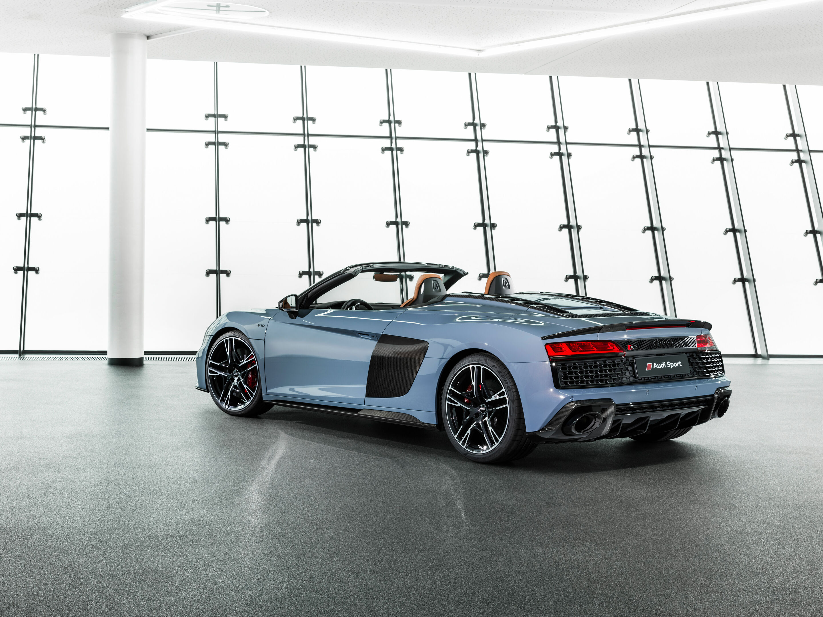 Audi R8 Spyder V10 performance quattro - Static Photo
Colour: Kemora gray metallic