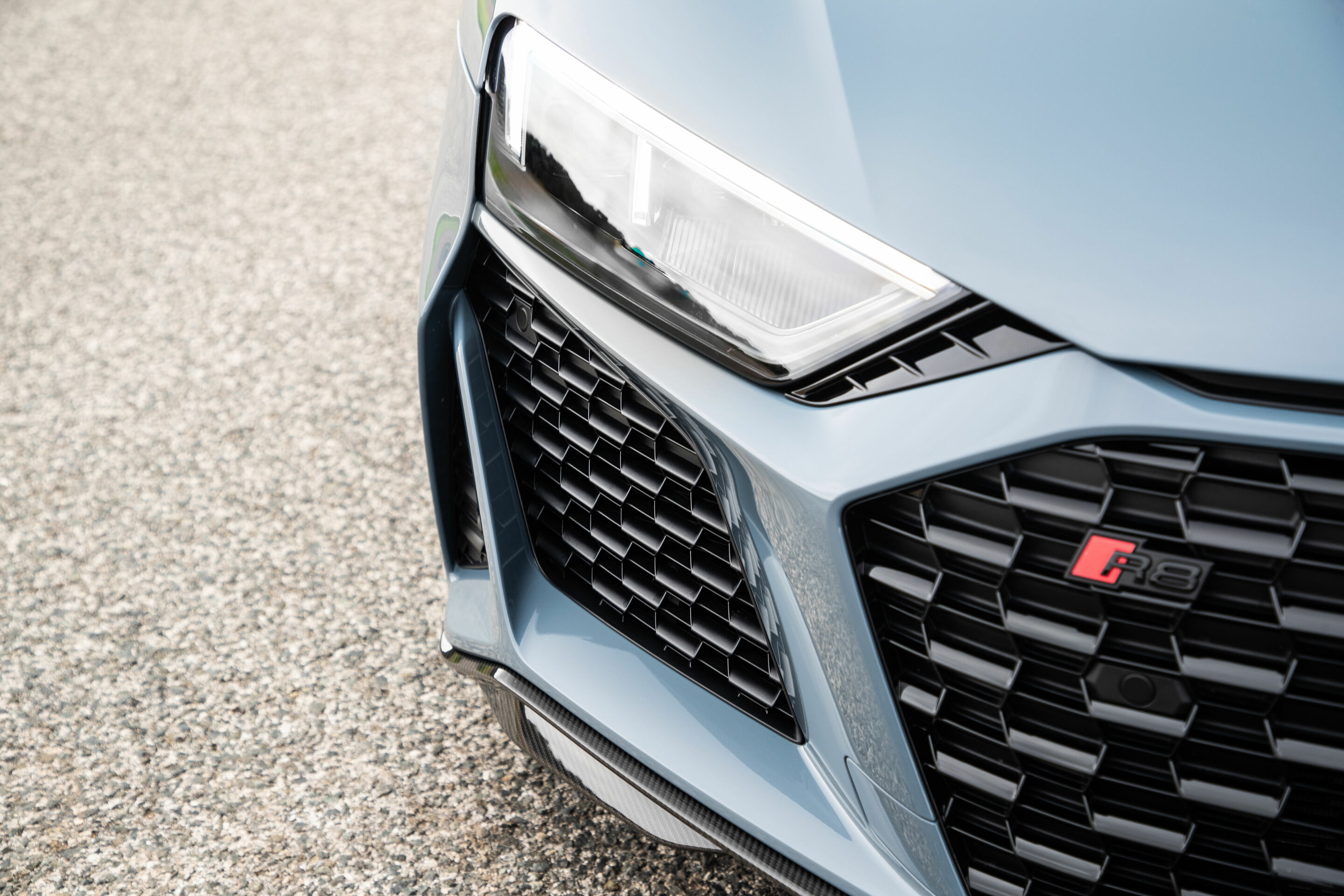 Audi R8 Coupé V10 performance quattro - Detail
Colour: Kemora gray metallic