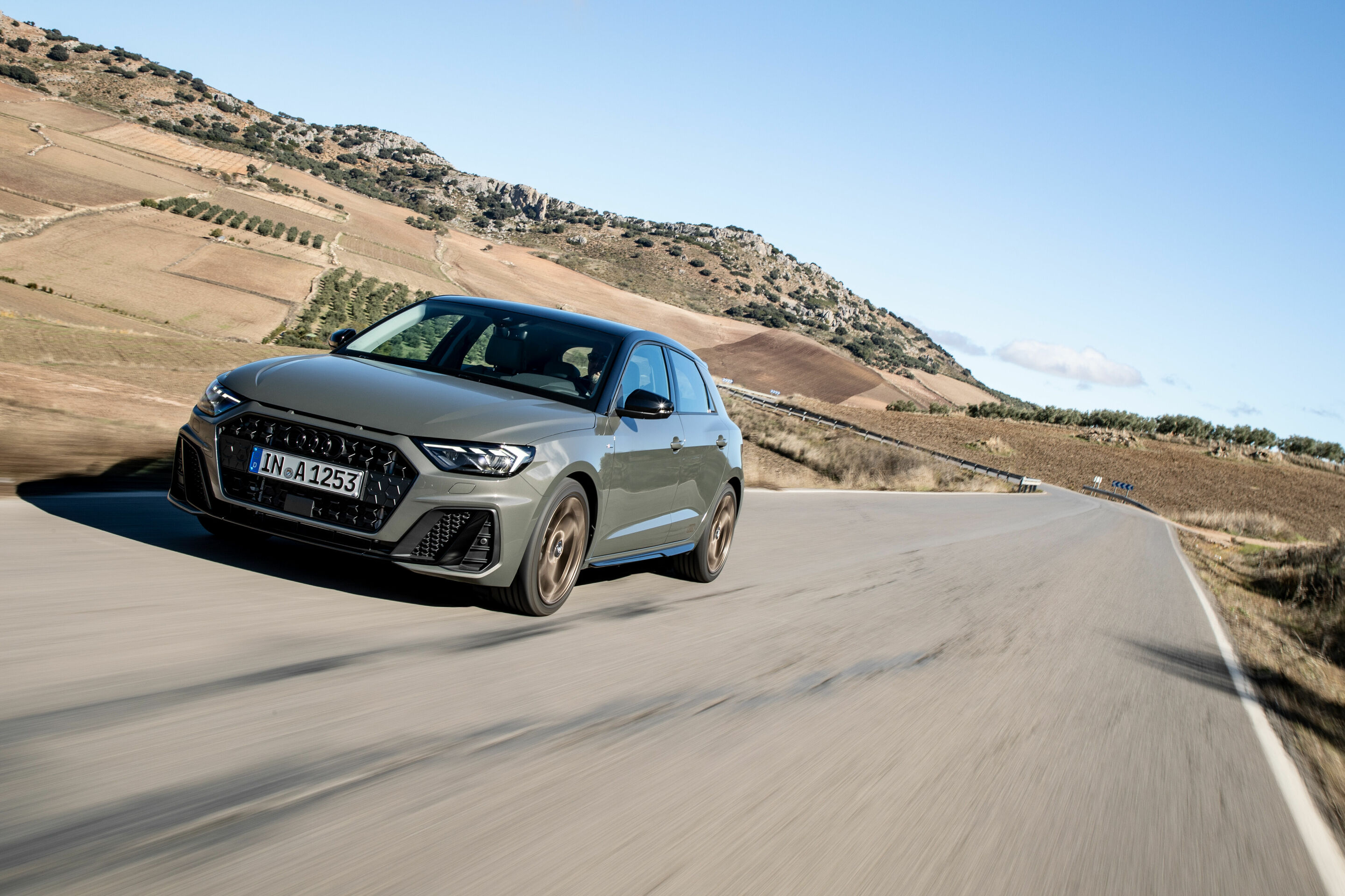 Audi A1 Sportback - Dynamic Photo 
Colour: Chronos Grey