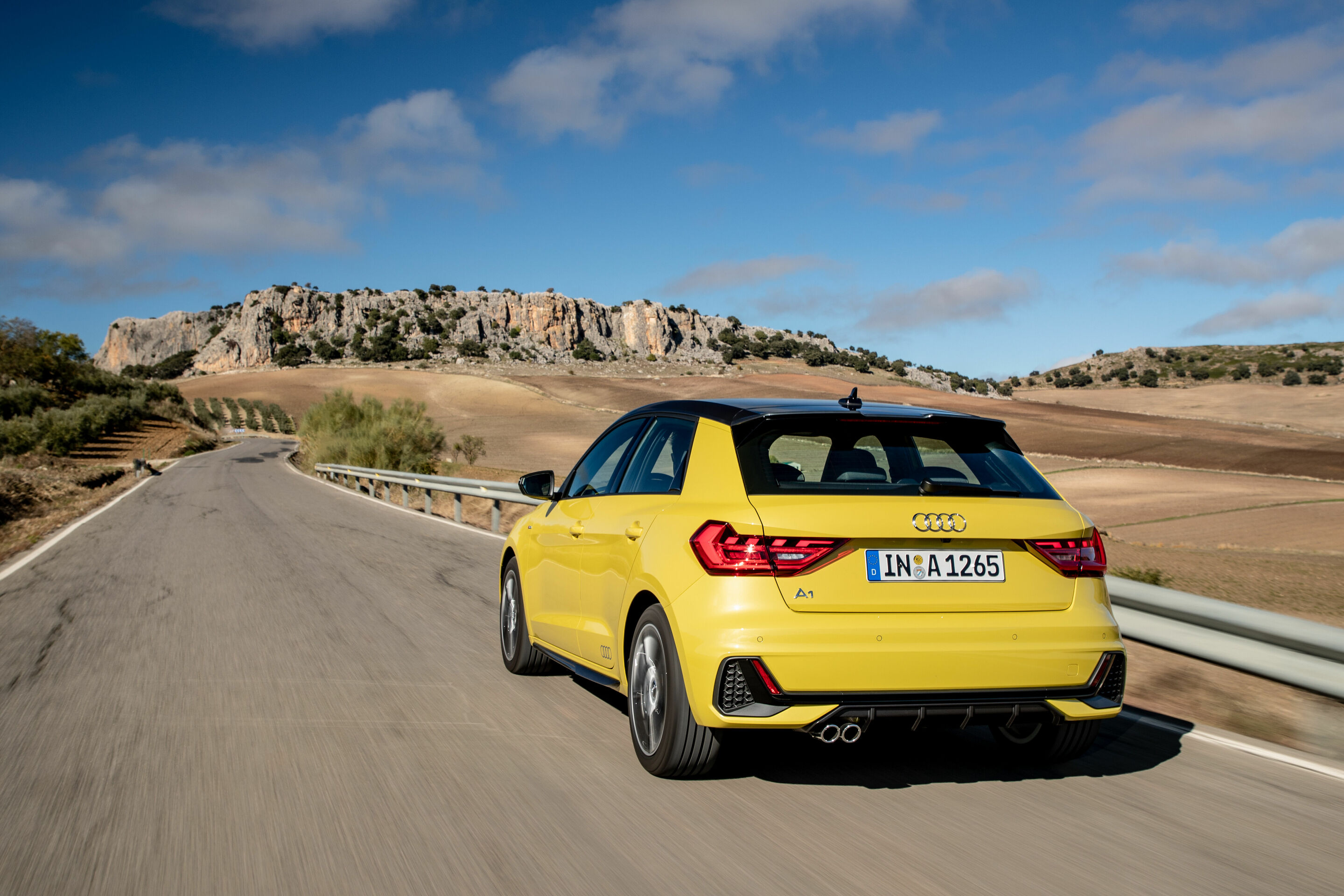 Audi A1 Sportback - Fahraufnahme 
Farbe: Pythongelb