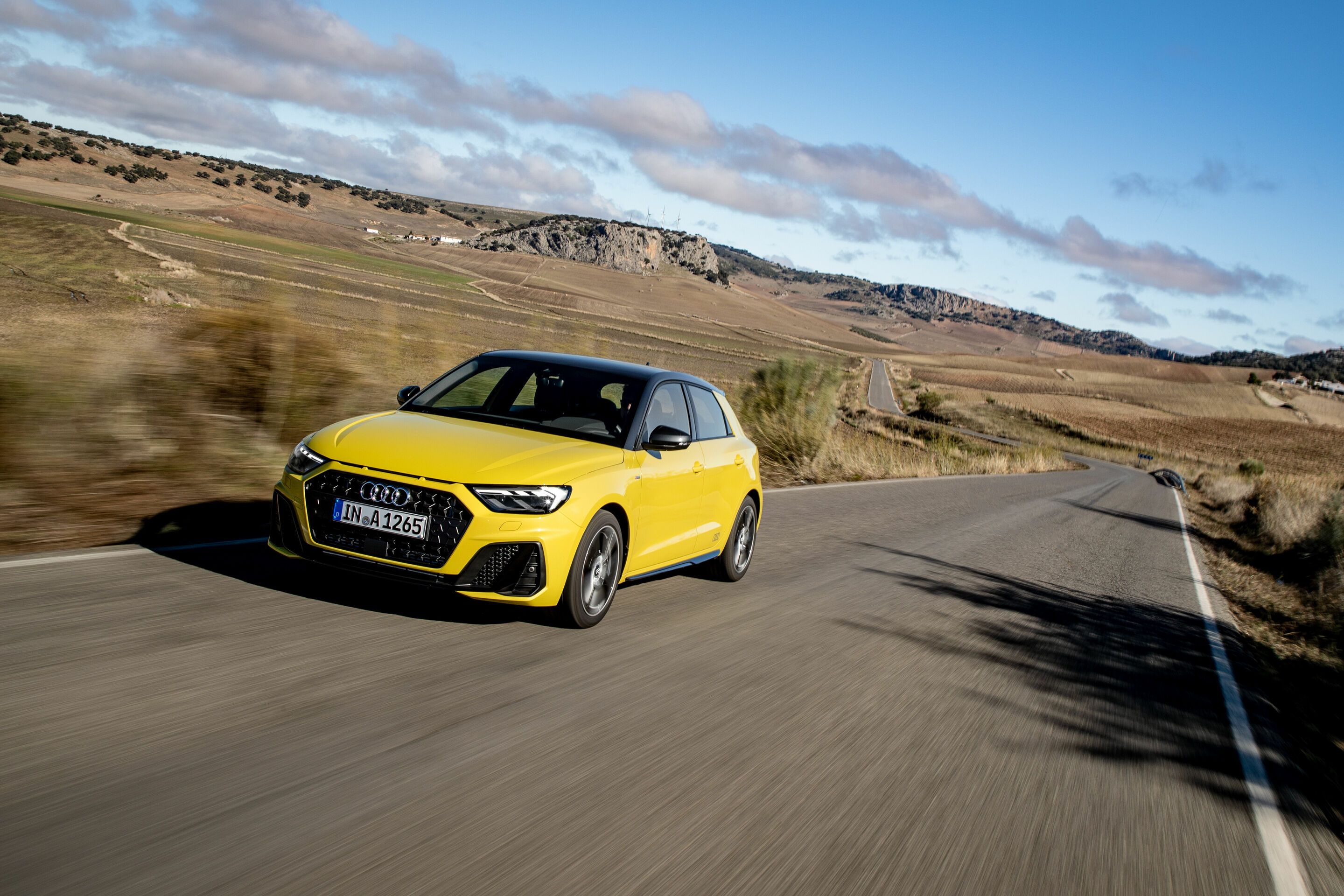 Audi A1 Sportback - Fahraufnahme 
Farbe: Pythongelb