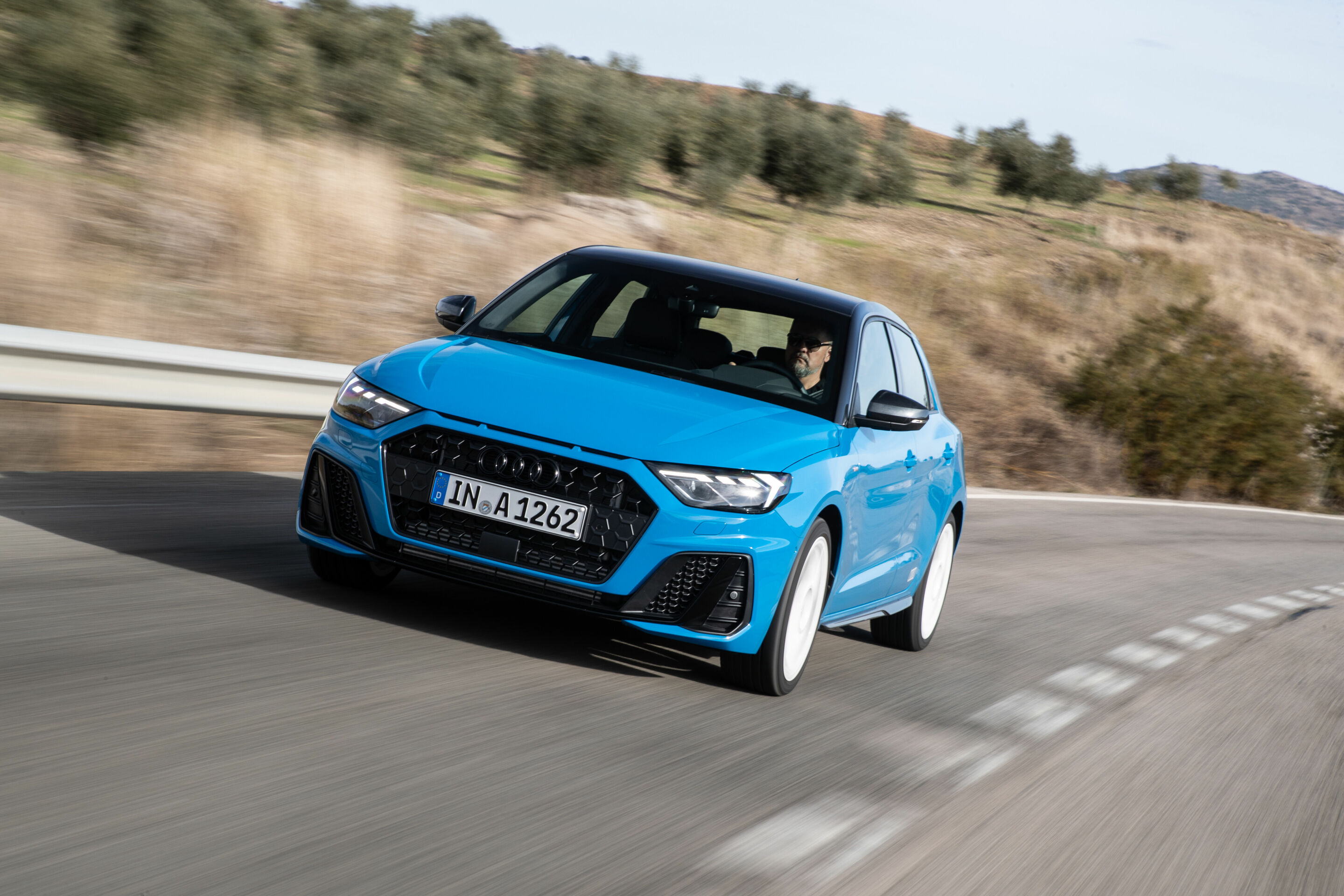 Audi A1 Sportback - Fahraufnahme 
Farbe: Turboblau