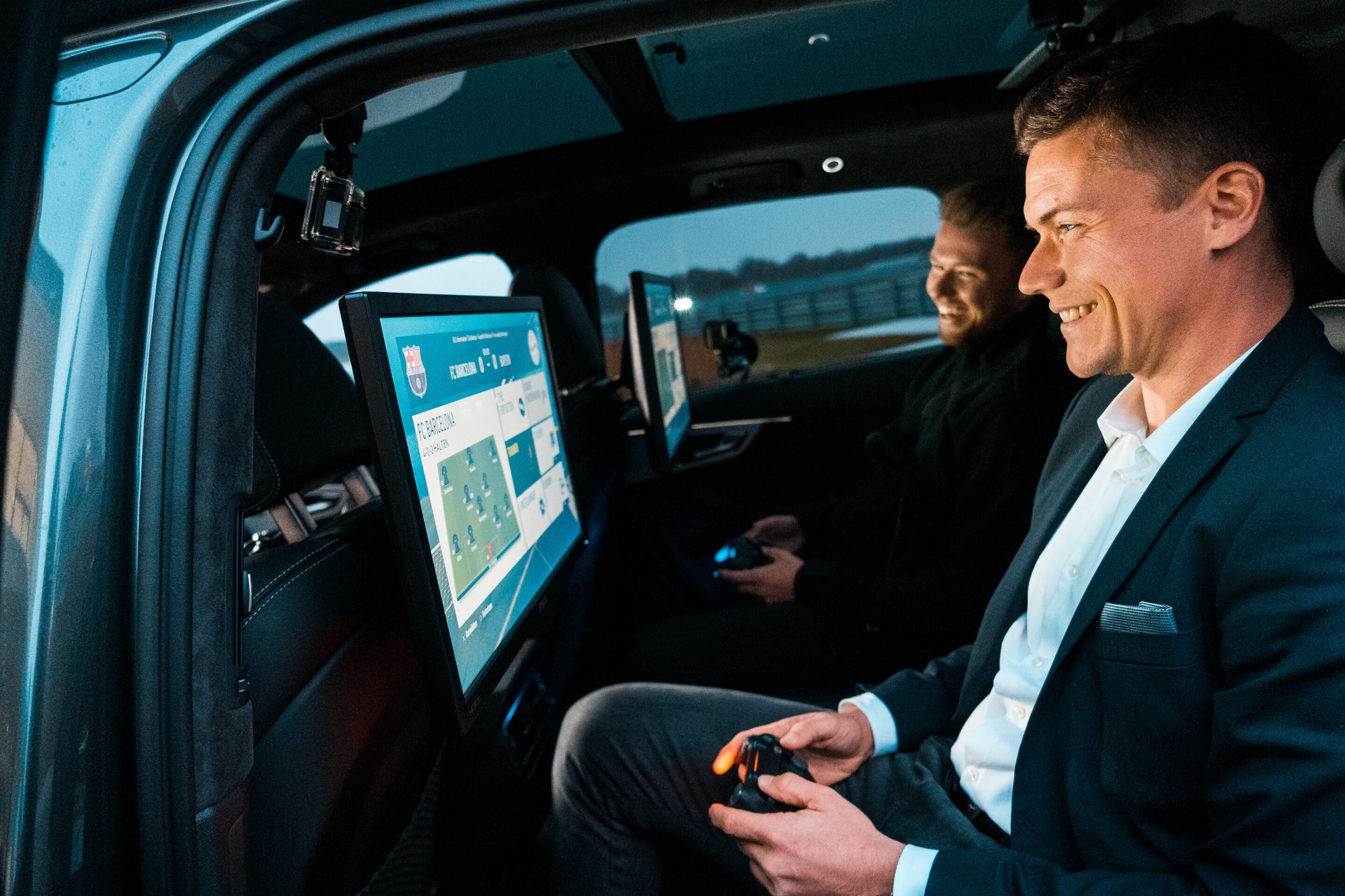 Audi wird Kooperationspartner des FOKUS Clans - Danny ‚Proownez‘ Liepolt und Thomas Glas, AUDI AG