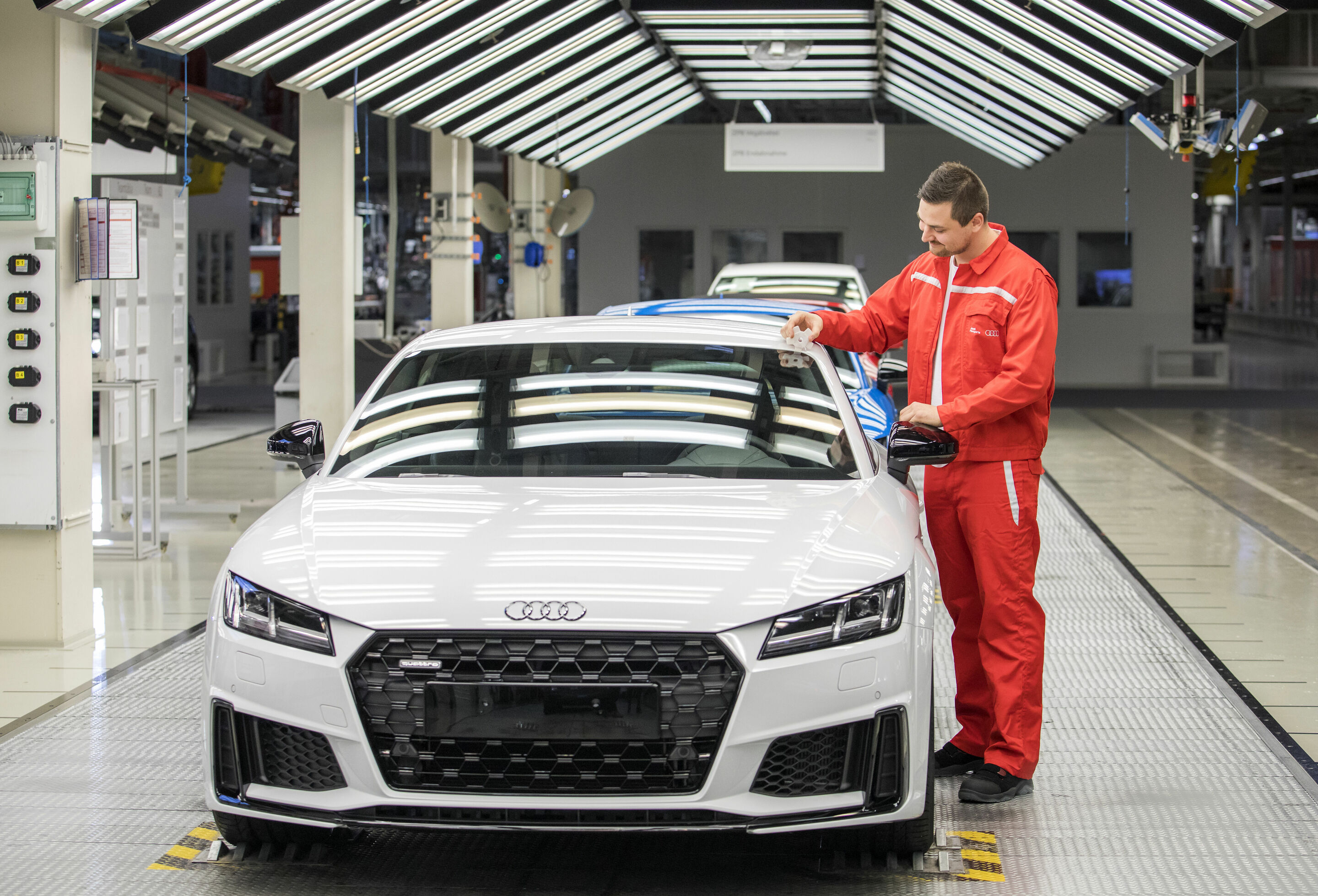 Audi Site Győr - Production of the Audi TT: Checking and finishing area