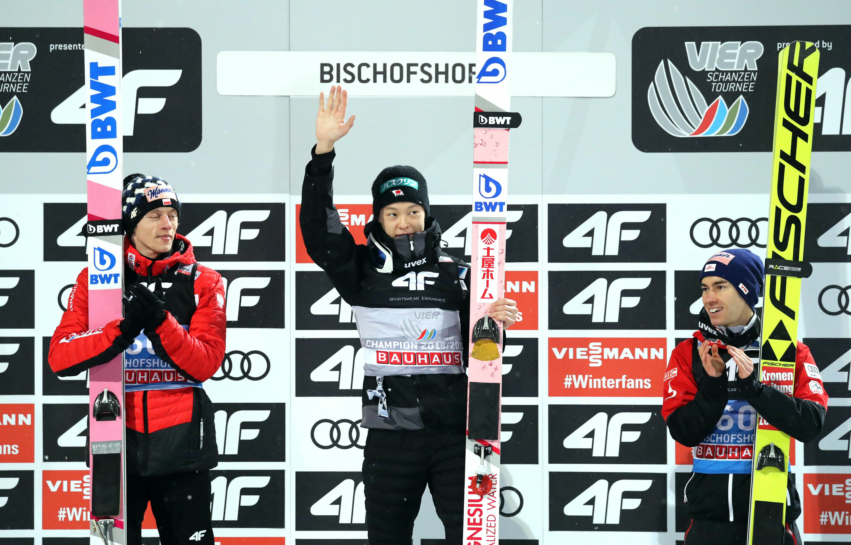 67th Four Hills Tournament - Epiphany Ski Jump in Bischofshofen - Winner of the Epiphany Ski Jump in Bischofshofen:
2nd place Dawid Kubacki (POL), 1st place Ryoyu Kobayashi (JPN), 3rd place Stefan Kraft (AUT)