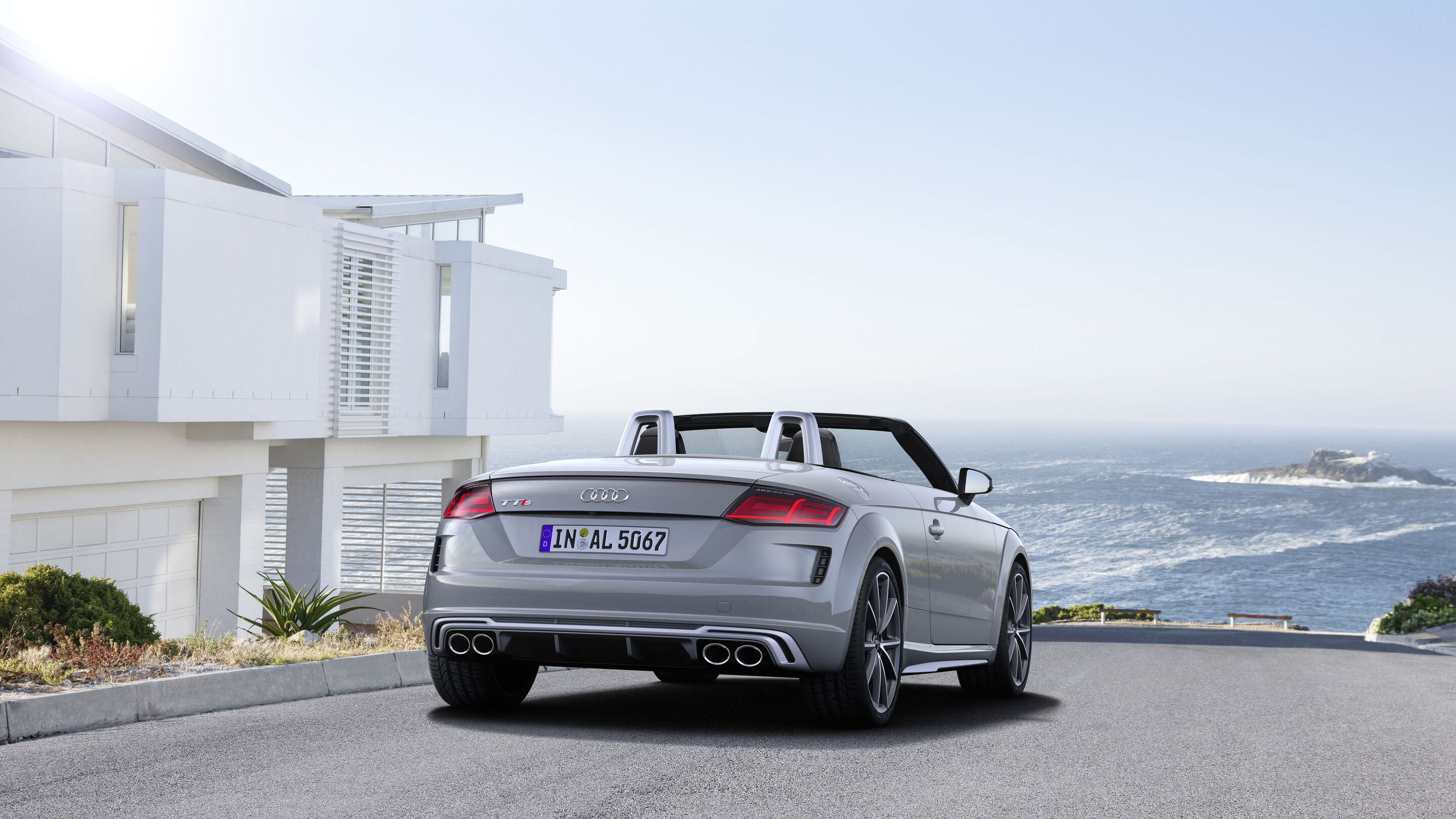 Audi TTS Roadster (bis 2023) - Standaufnahme
Farbe: Nardograu