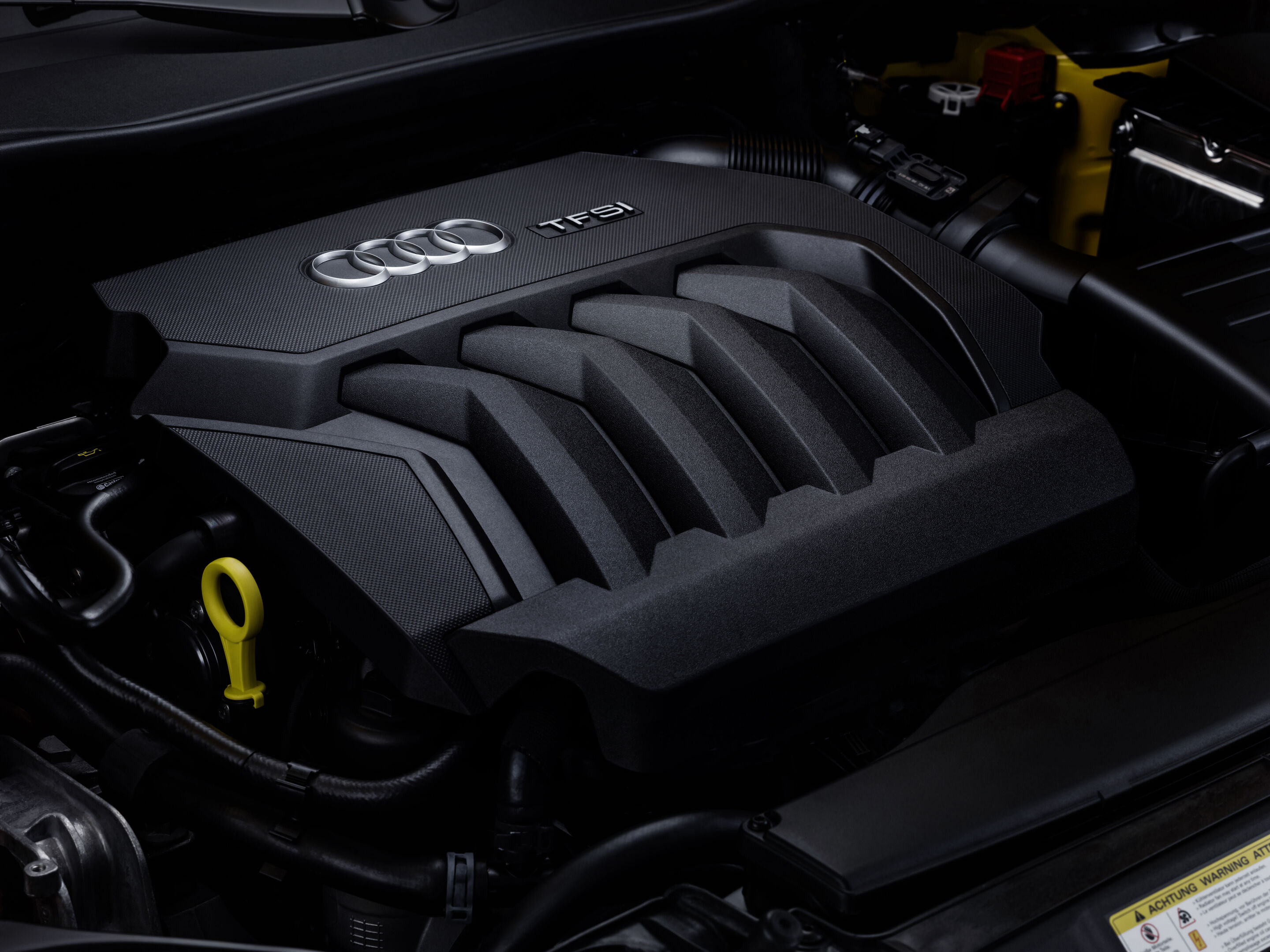 Audi TT Roadster  (until 2023) - engine compartment