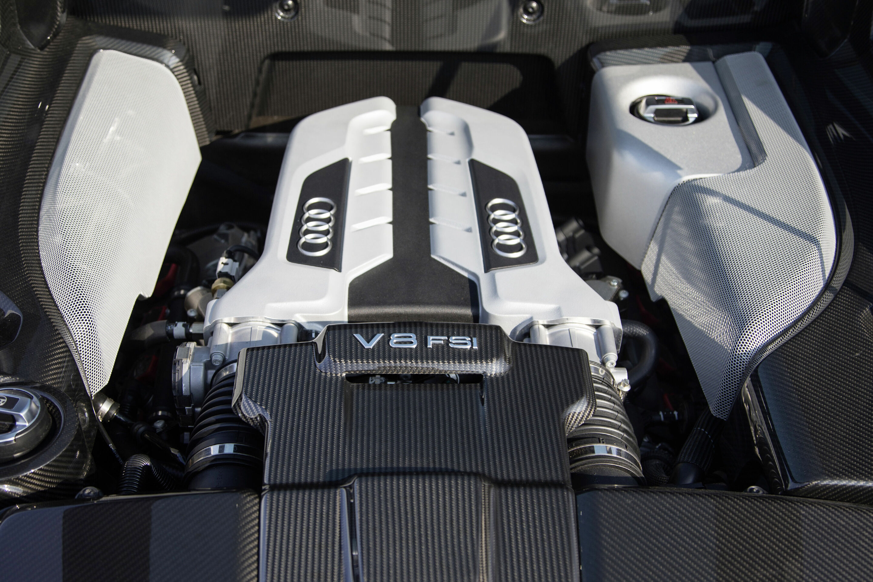 Audi R8 V8 Coupé - Motorraum