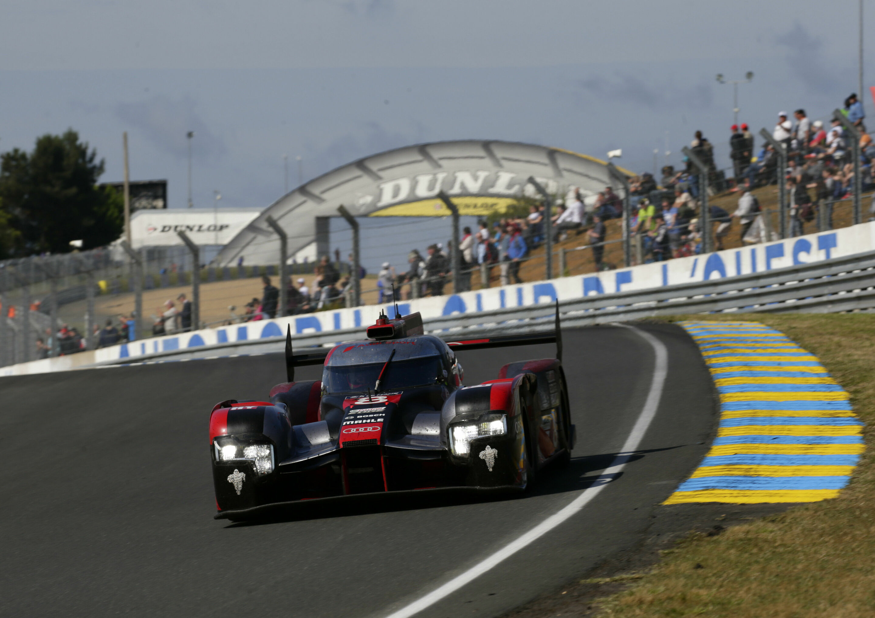 Audi Motorsport History - 2016: 18 starts and 18 consecutive podiums for Audi in the Le Mans 24 Hours