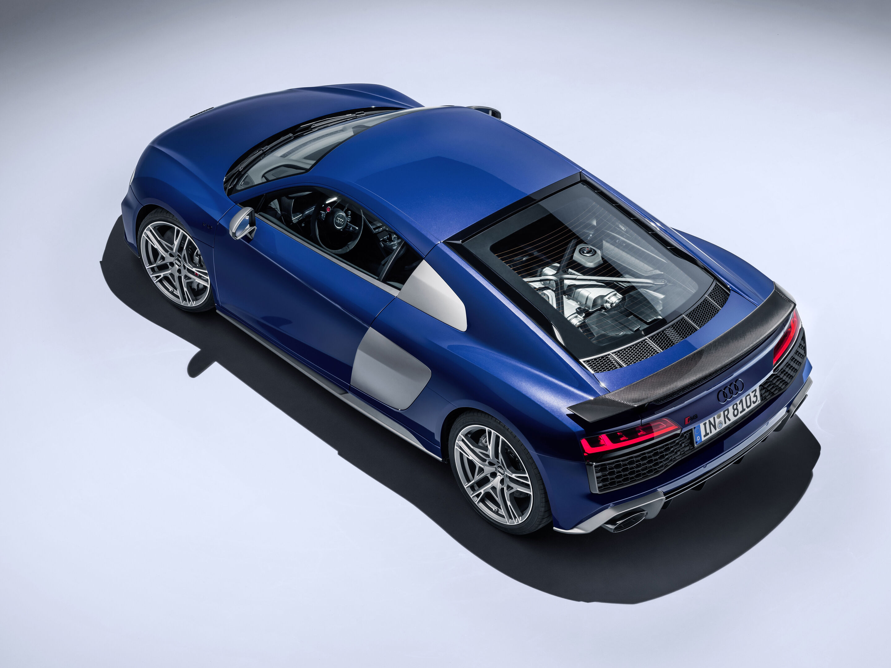 Audi R8 Coupé V10 performance quattro (until 2024) - Static photo,
Colour: Ascari Blue metallic