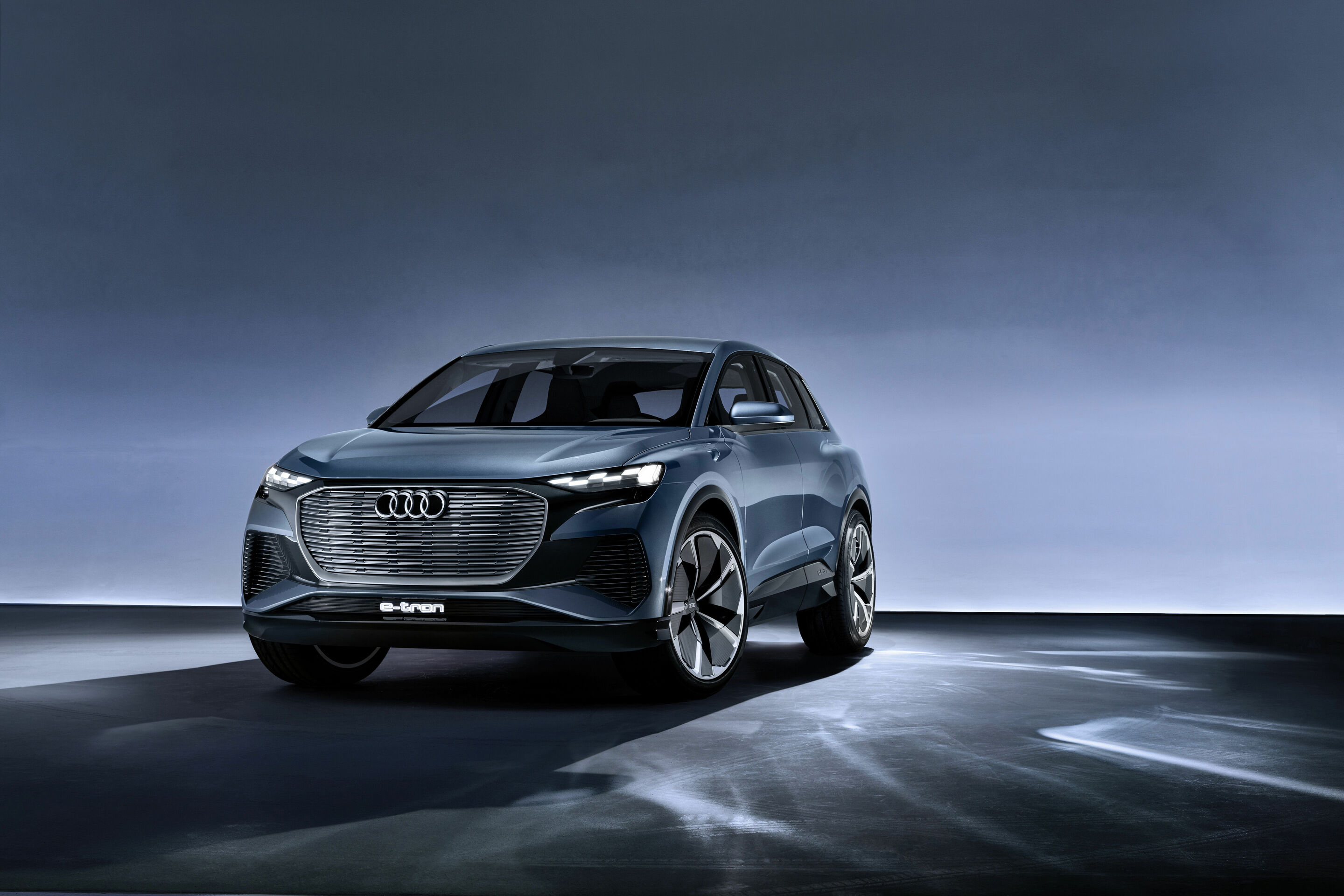 Audi Q4 e-tron concept - Static photo
Colour: Solar Sky