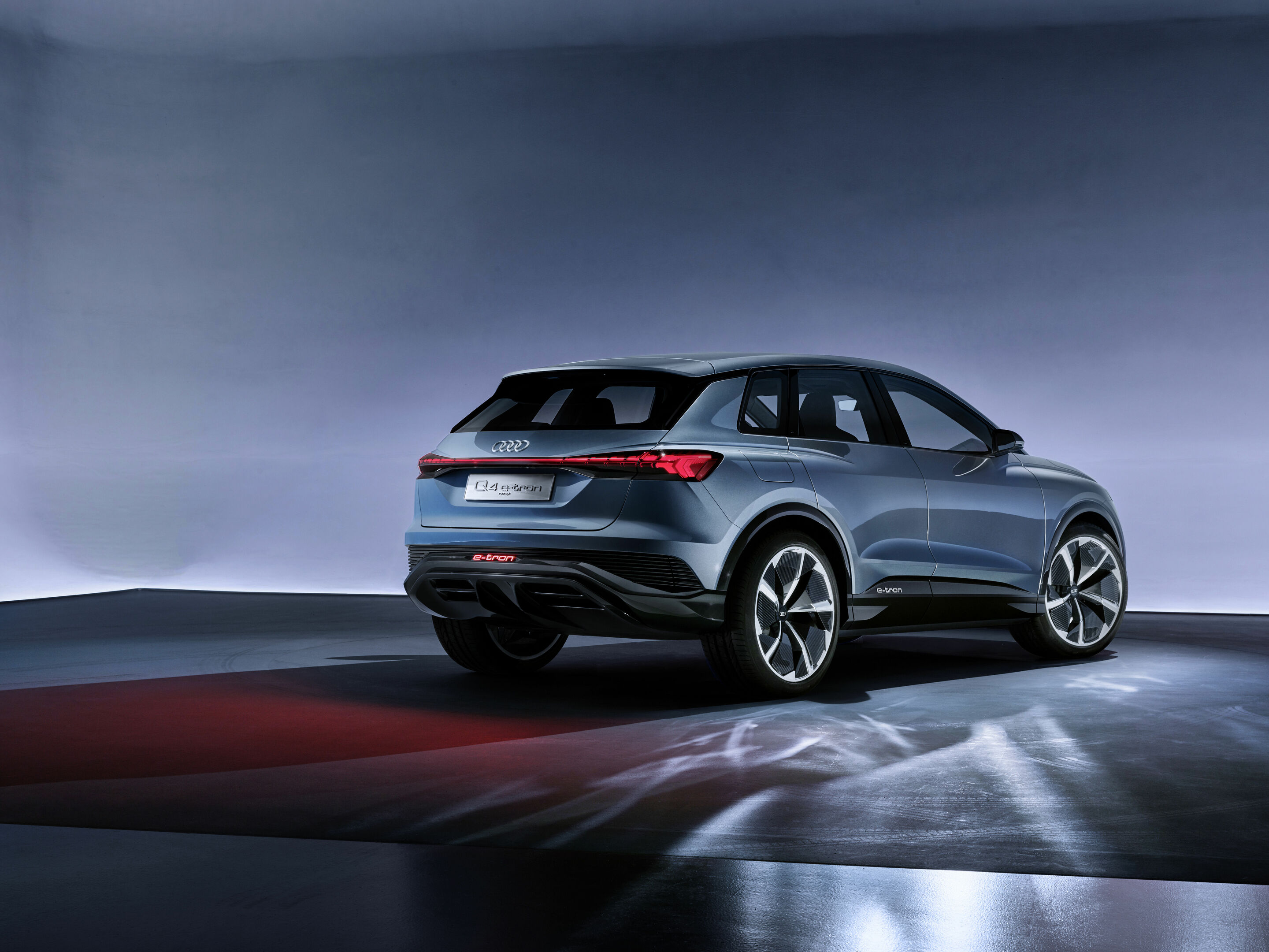 Audi Q4 e-tron concept - Standaufnahme
Farbe: Solar Sky