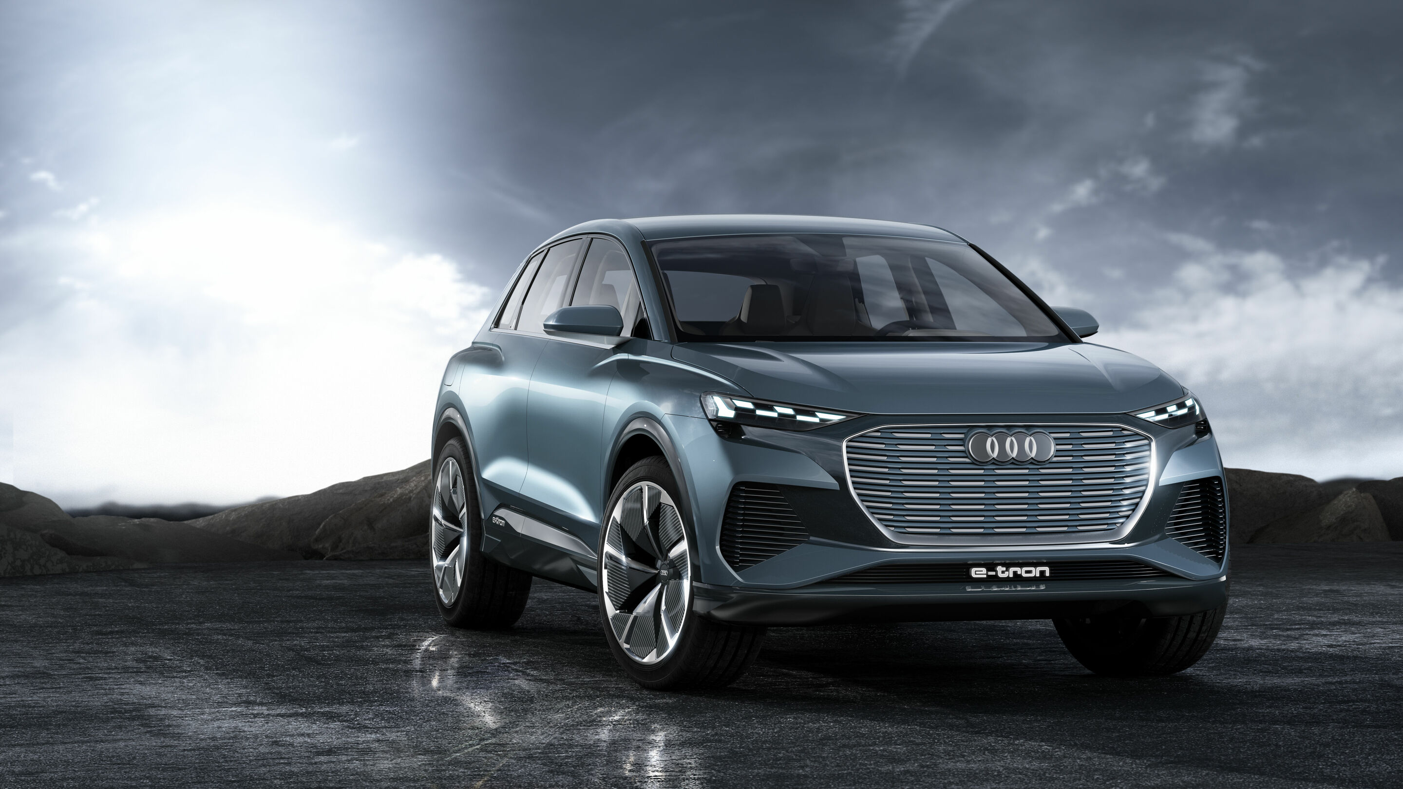 Audi Q4 e-tron concept (2019) - Standaufnahme
Farbe: Solar Sky