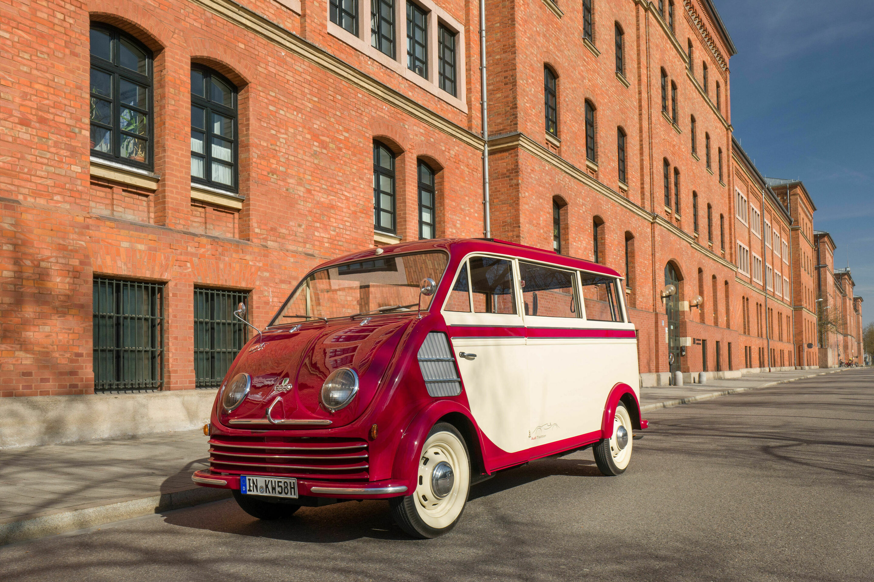 70 Years Anniversary Audi Ingolstadt - The DKW F 800/3 Schnelllaster luxury bus at the Esplanade in Ingolstadt. In the building of today's police headquarters the technical development, construction and sales department were housed there in the era of...