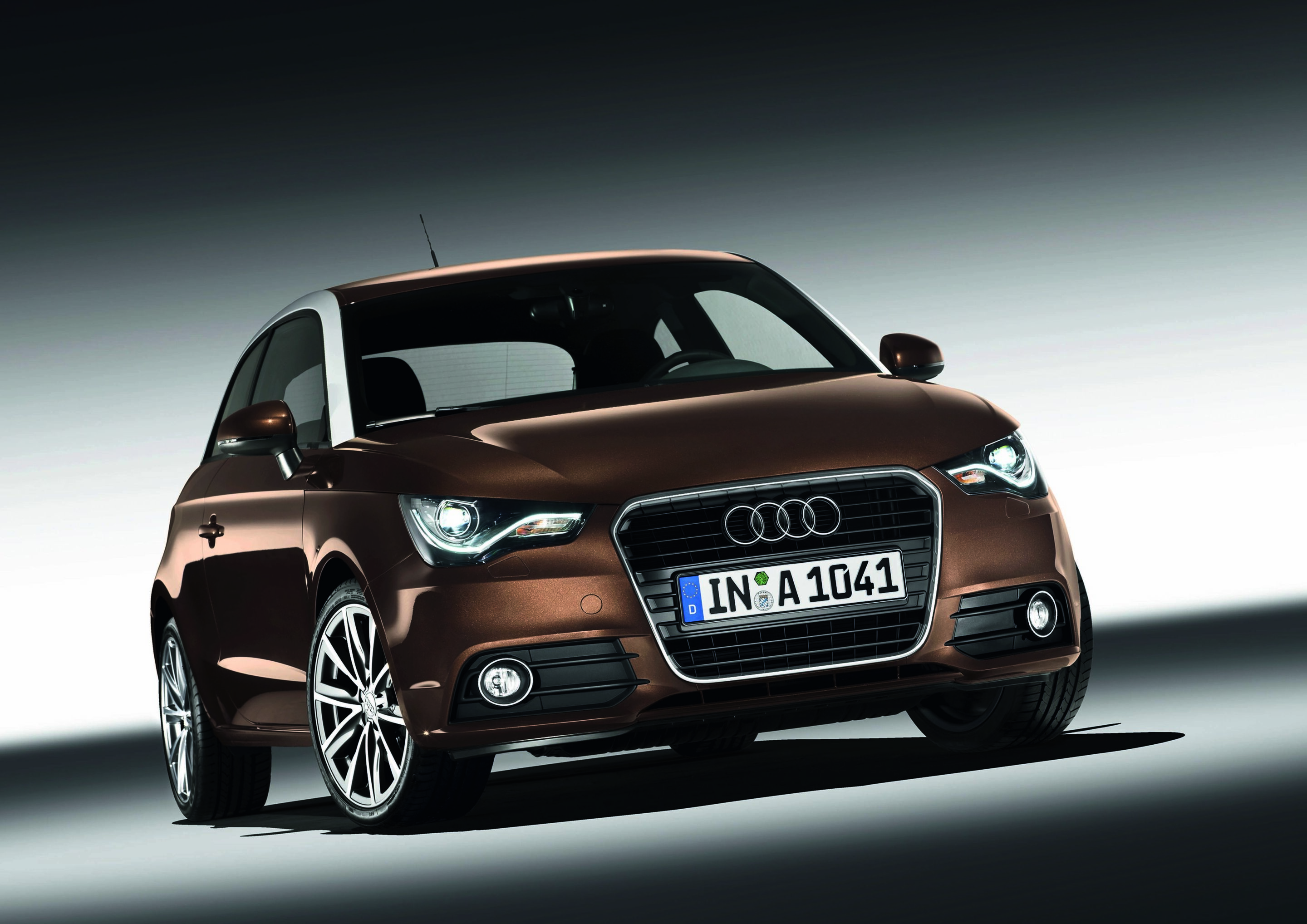 Audi A1 - Farbe: Teakbraun