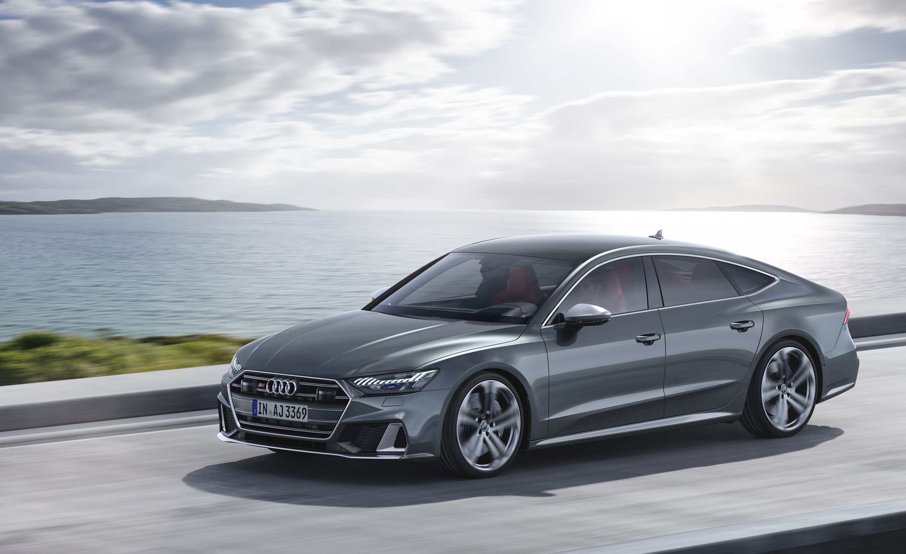 Audi S7 Sportback TDI (until 2025) - Dynamic photo,
Colour: Daytona grey