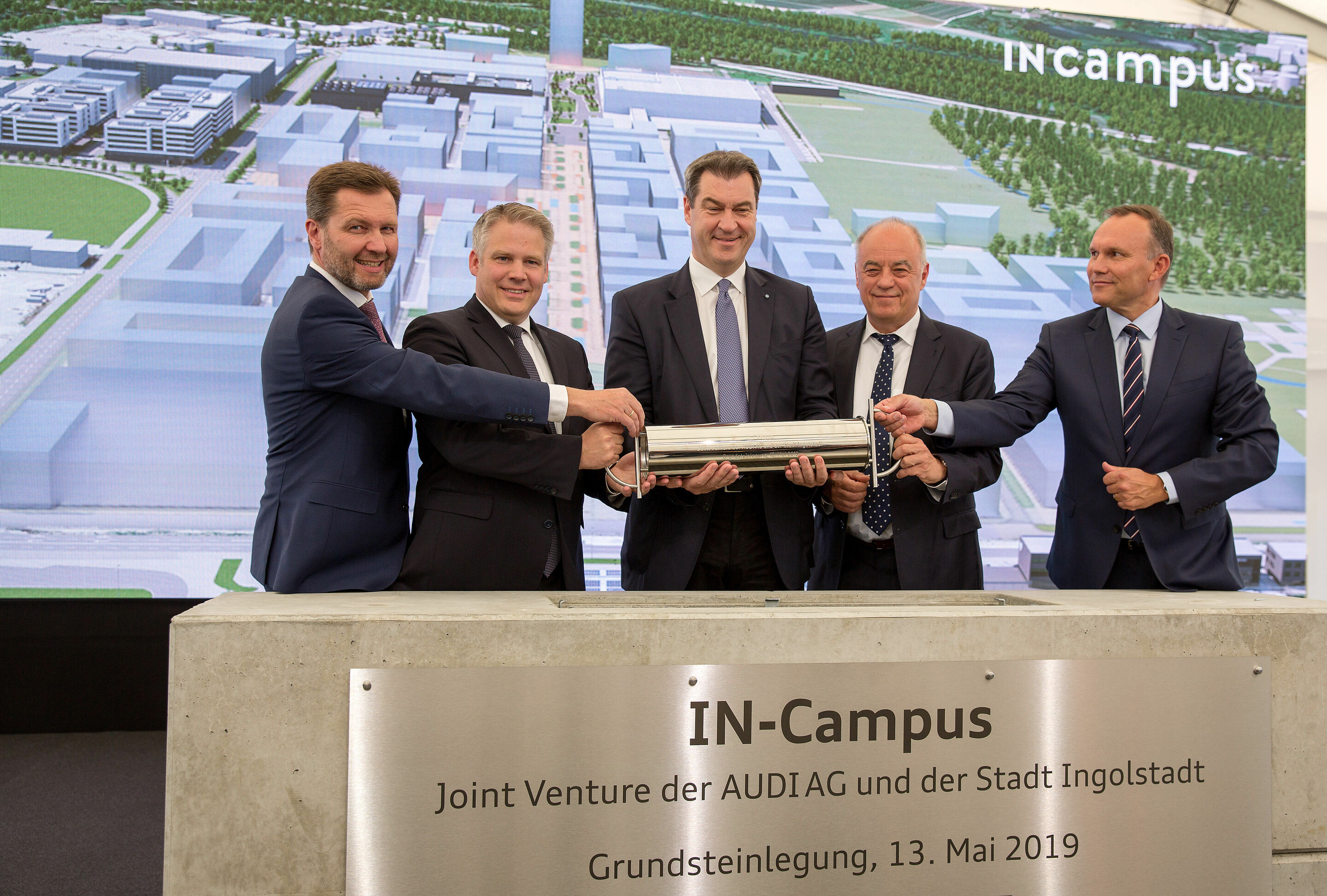 For the mobility of tomorrow: Foundation stone ceremony for the technology park IN-Campus for Audi and the region of Ingolstadt - Picture (left to right): Norbert Forster (Managing Director of IN-Campus GmbH for IFG Ingolstadt),  Dr. Christian Lösel (Mayor...