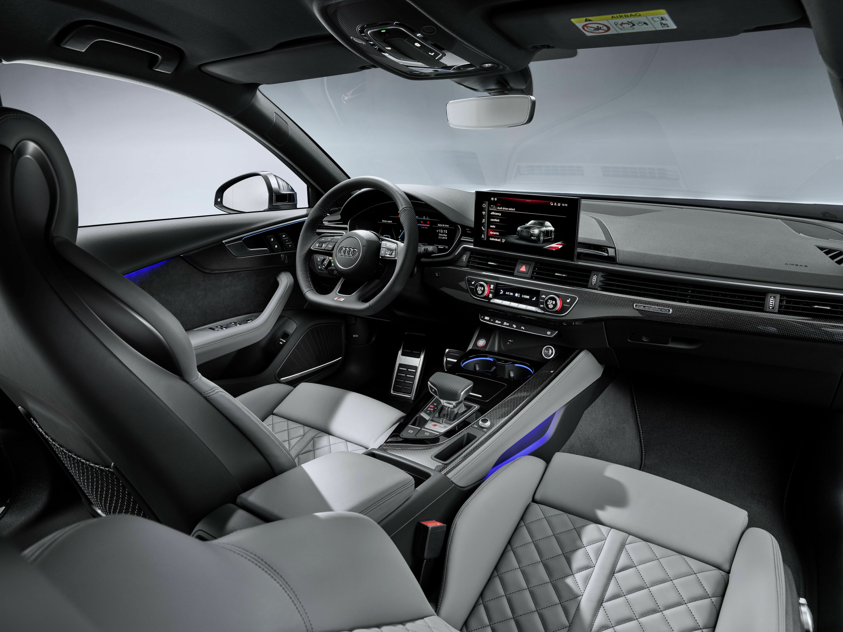 Audi S4 Limousine TDI - Innenraum