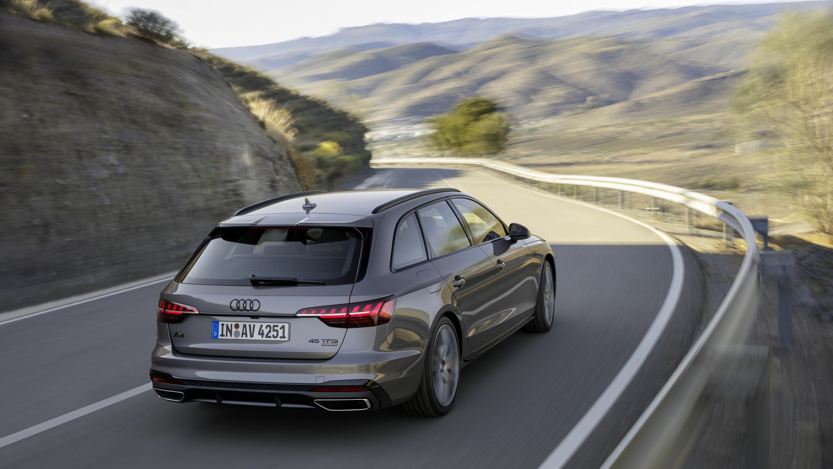 Audi A4 - Audi A4